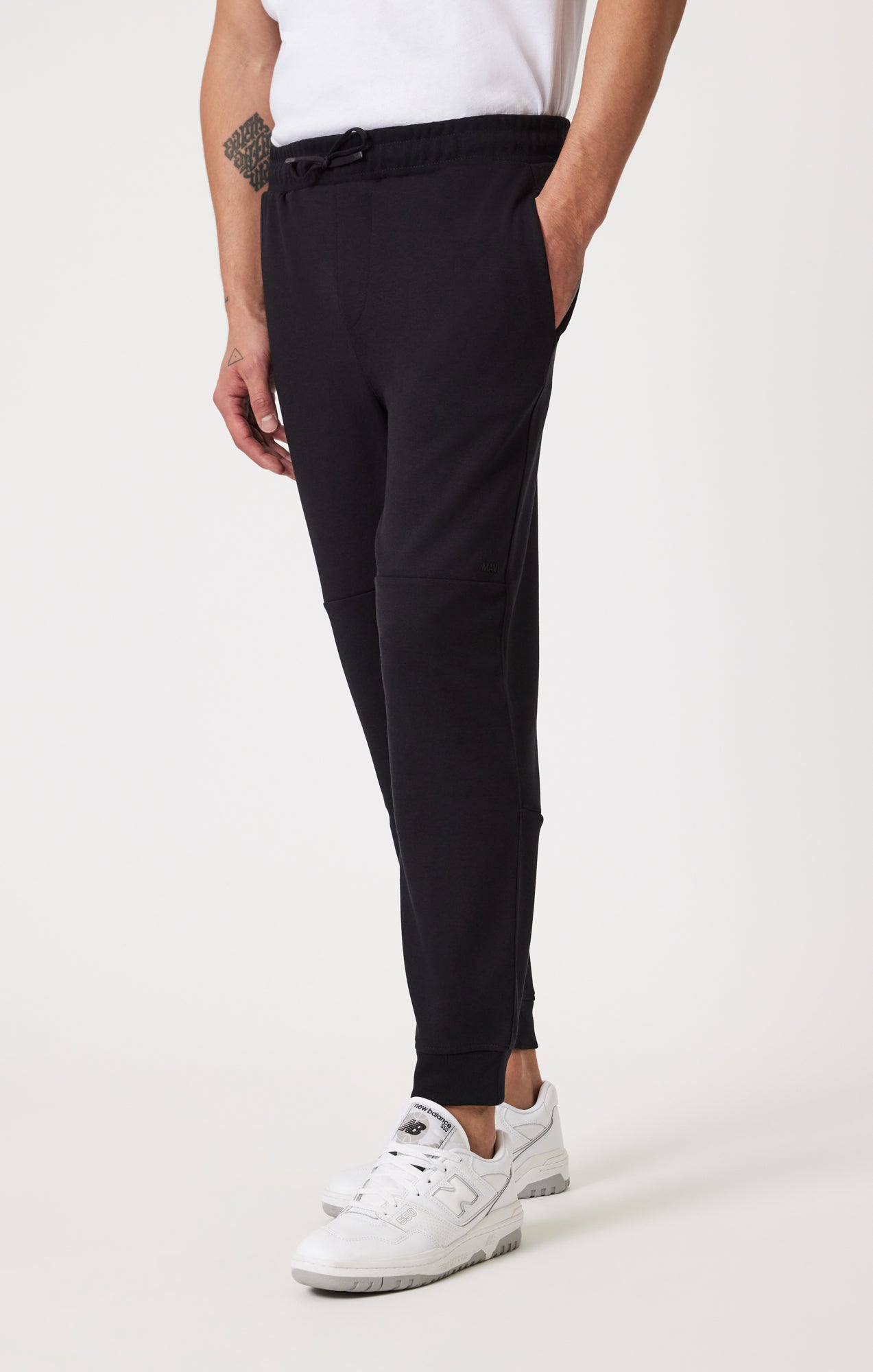 SWEATPANTS IN BLACK - Mavi Jeans