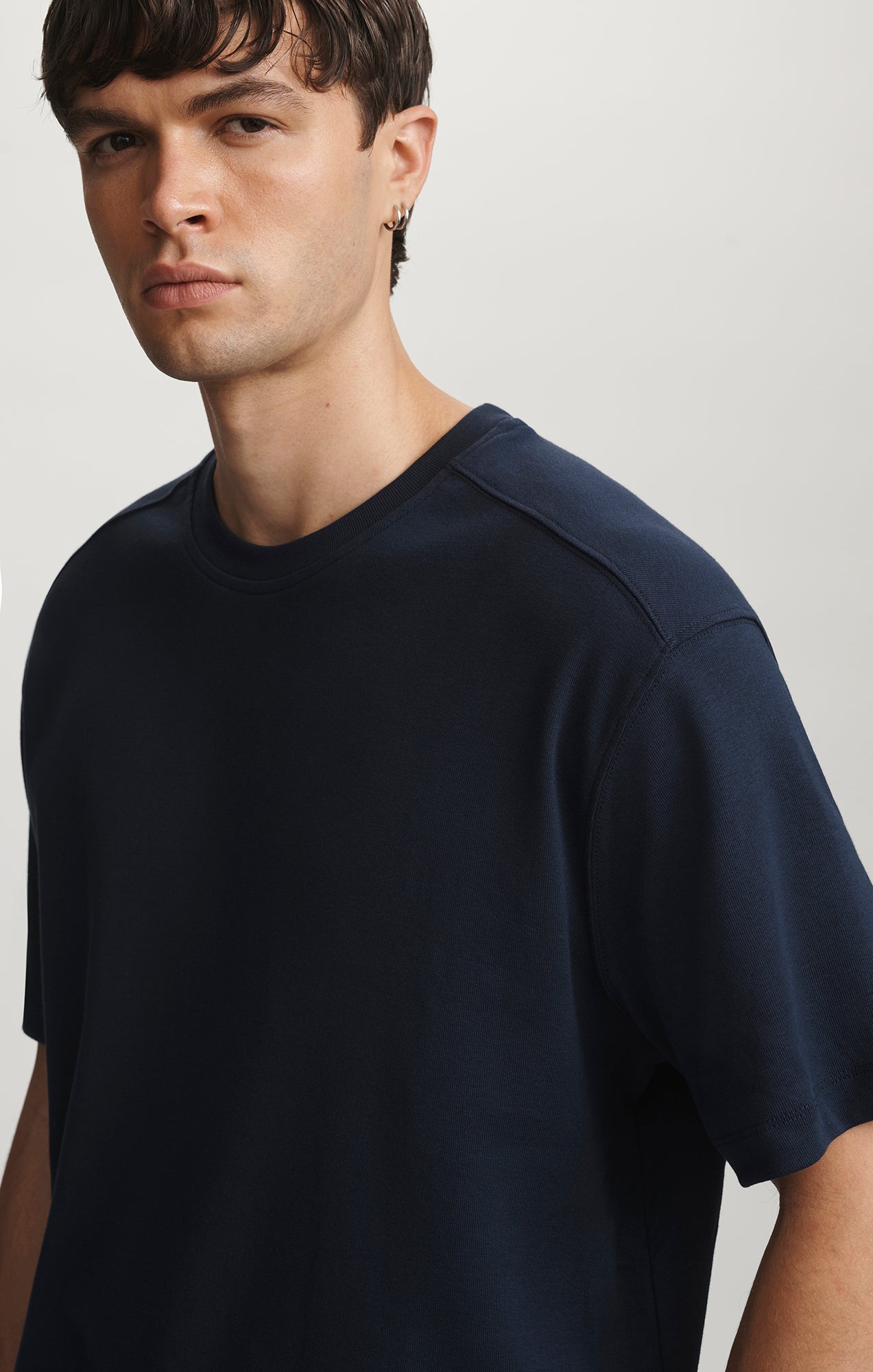 ESSENTIAL CREW NECK T-SHIRT IN BLACK IRIS - Mavi Jeans