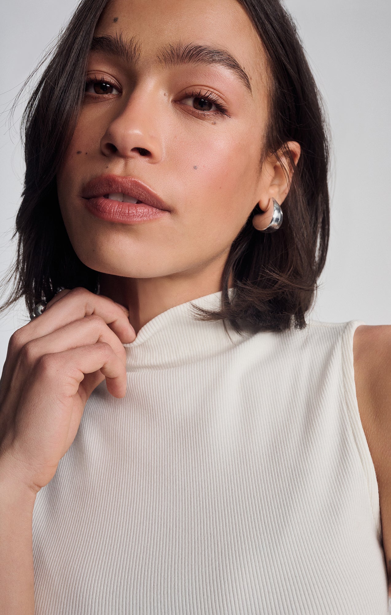 MOCK NECK TANK TOP IN ANTIQUE WHITE - Mavi Jeans