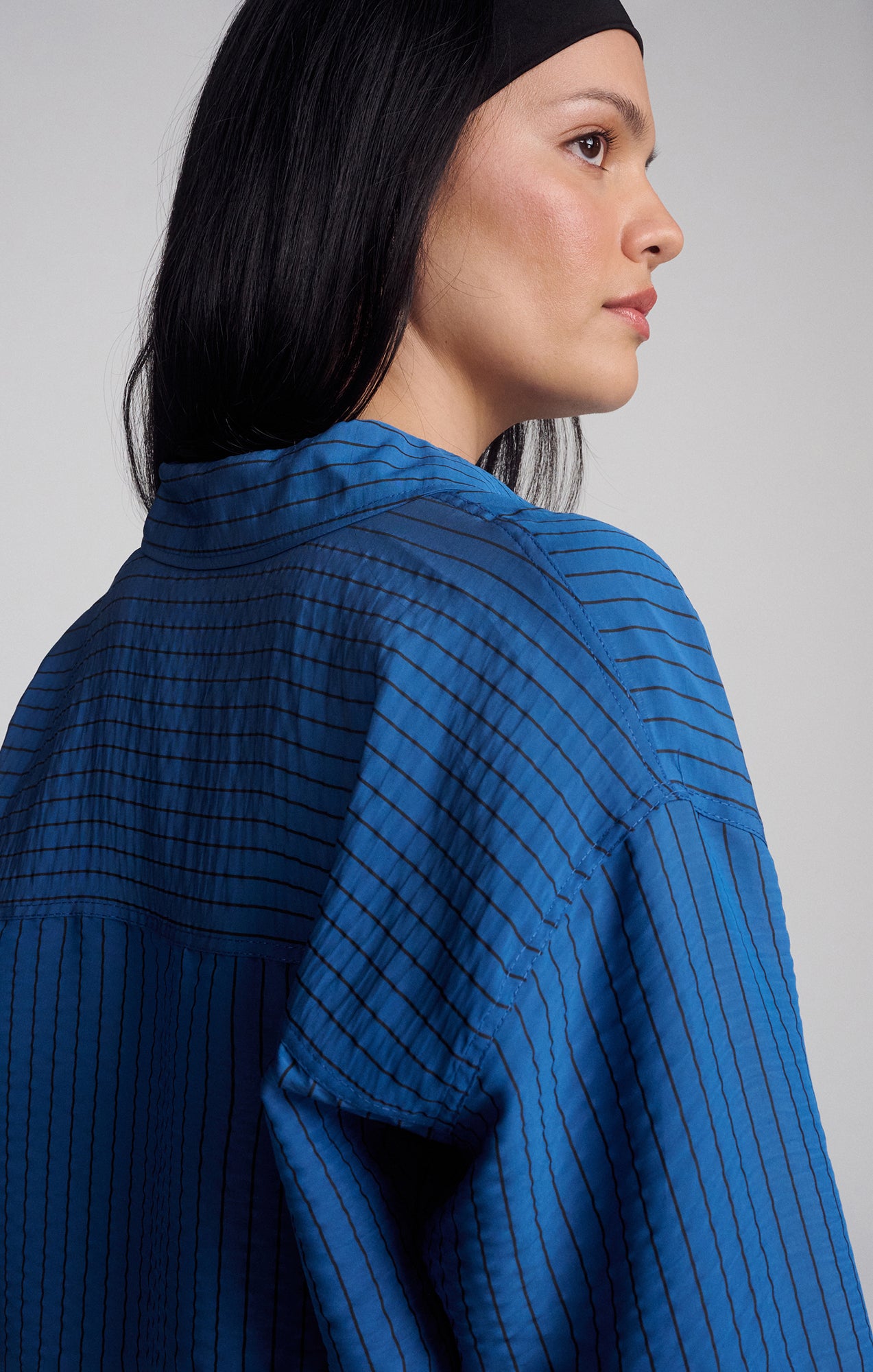 LUXE TOUCH TENCEL™ BUTTON-UP STRIPED SHIRT IN HIGH TIDE STRIPE - Mavi Jeans