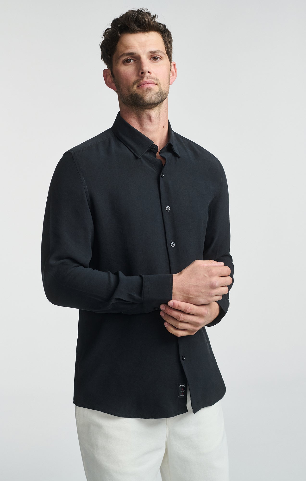LONG SLEEVE BUTTON-UP SHIRT IN BLACK - Mavi Jeans