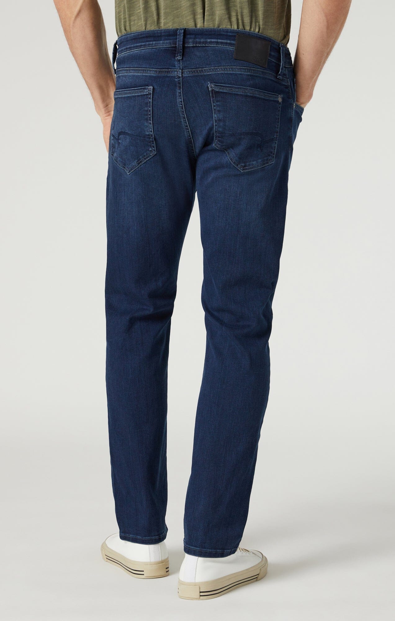 ZACH STRAIGHT LEG IN DARK SUPERMOVE - Mavi Jeans