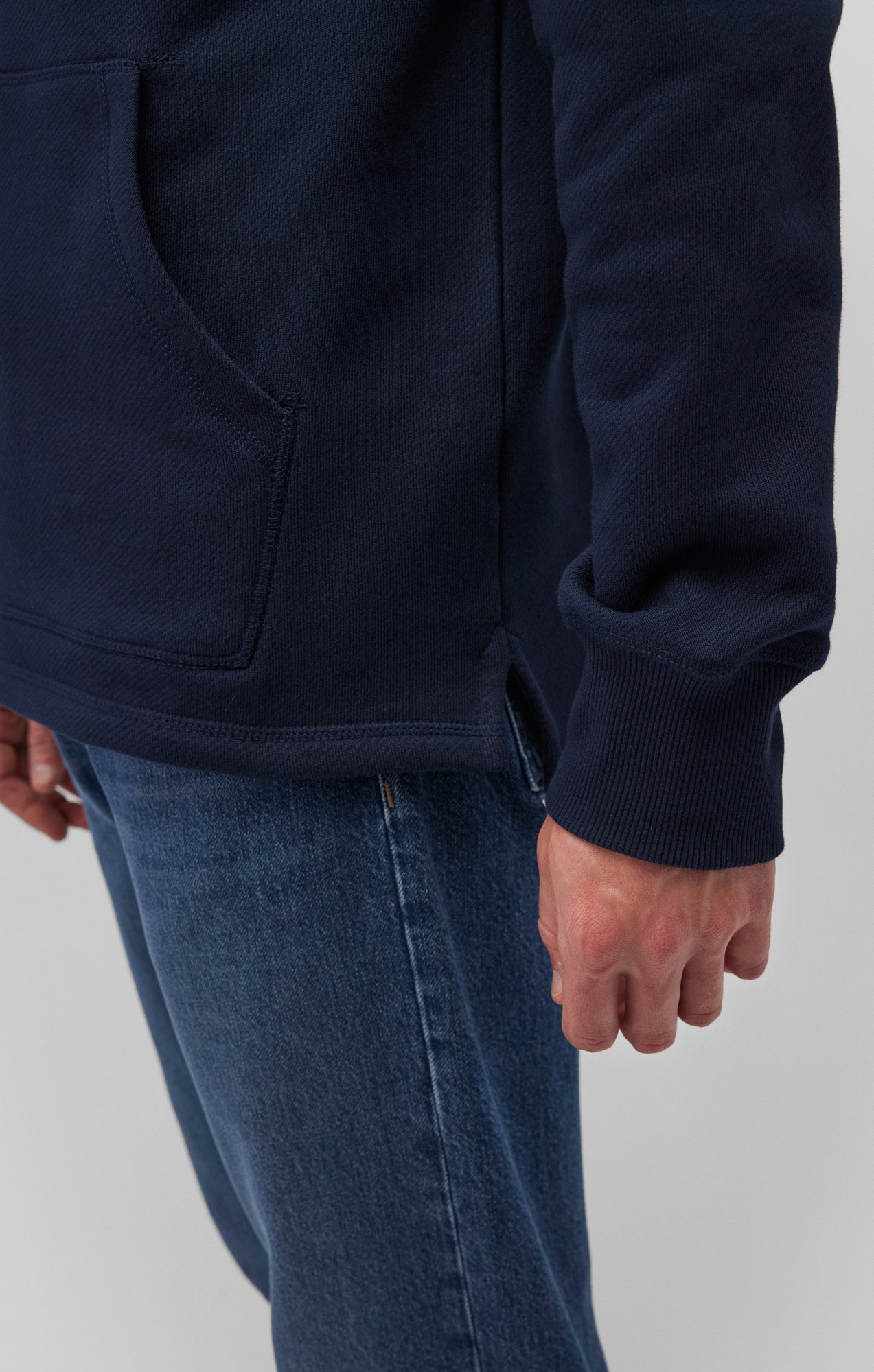 QUARTER ZIP POCKET SWEATSHIRT IN NAVY BLAZER - Mavi Jeans