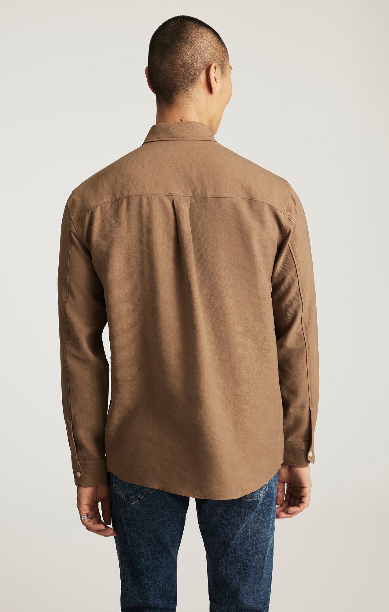 EDITION LONG SLEEVE BUTTON-UP SHIRT IN SHITAKE - Mavi Jeans