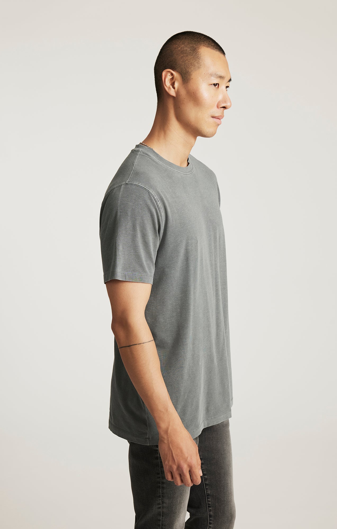 EDITION SHORT SLEEVE T-SHIRT IN URBAN CHIC - Mavi Jeans