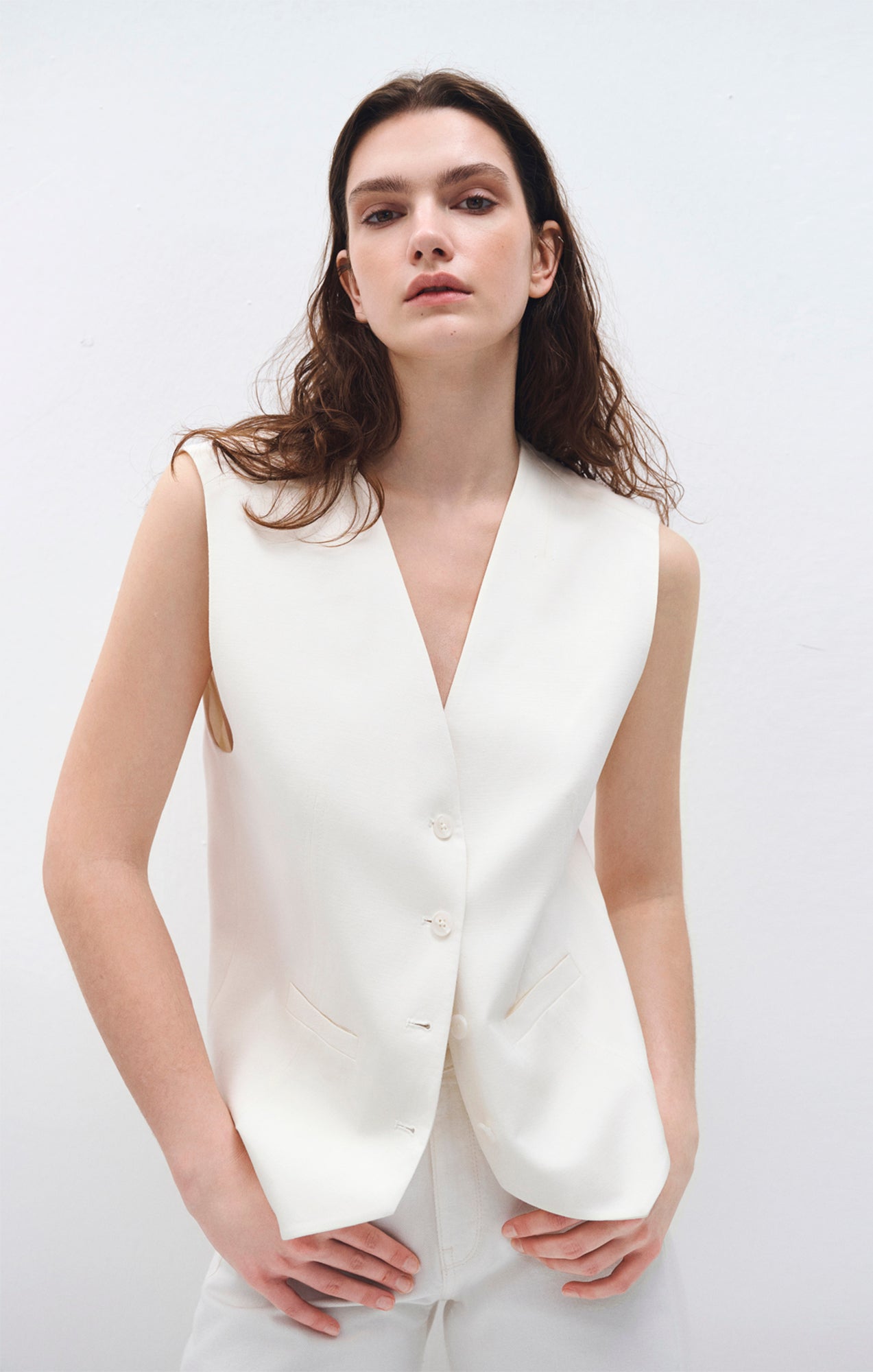 BUTTON VEST IN ANTIQUE WHITE - Mavi Jeans