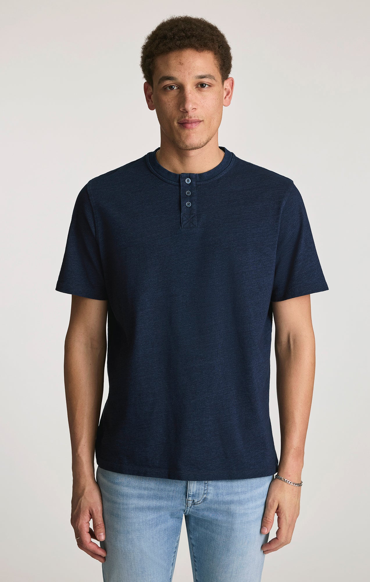 Mavi Men's Henley T-Shirt In Dark Indigo – Mavi Jeans