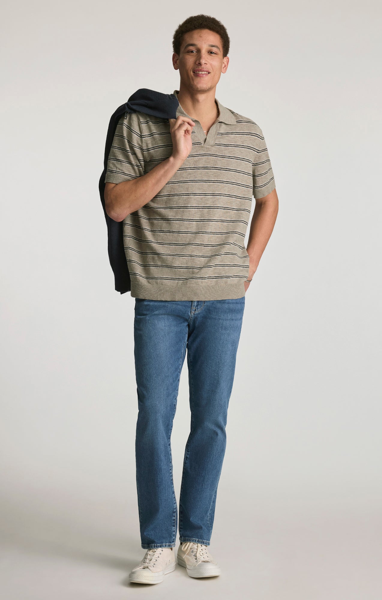 Mavi Men's Zach Straight Leg In Mid Ocean Blue – Mavi Jeans