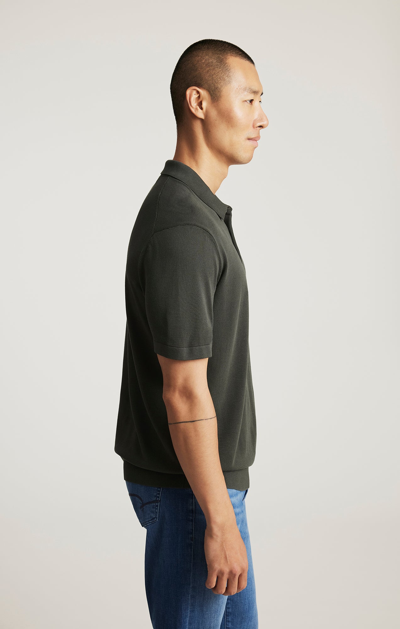 EDITION SHORT SLEEVE POLO SWEATER IN URBAN CHIC - Mavi Jeans