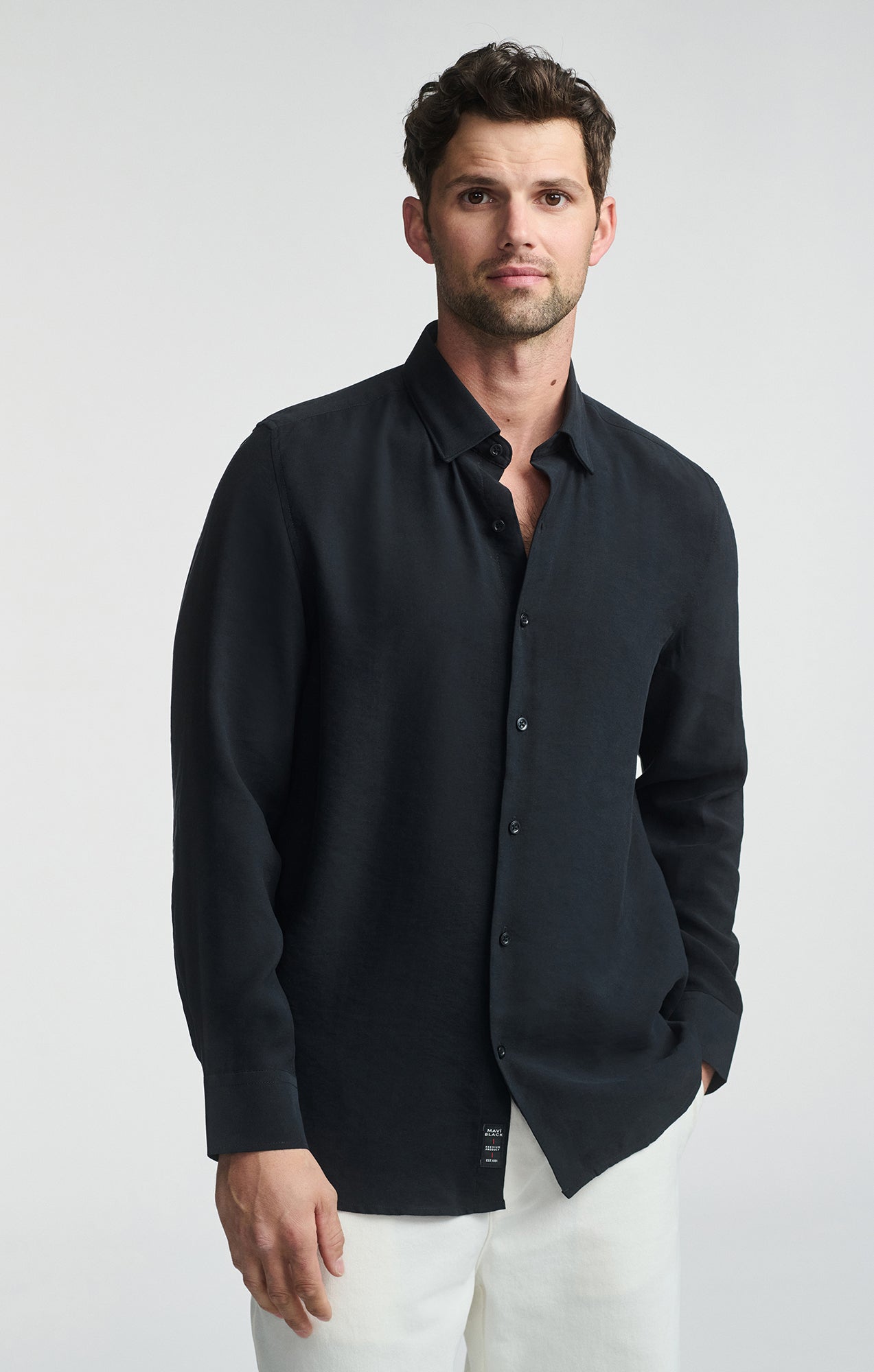 LONG SLEEVE BUTTON-UP SHIRT IN BLACK - Mavi Jeans