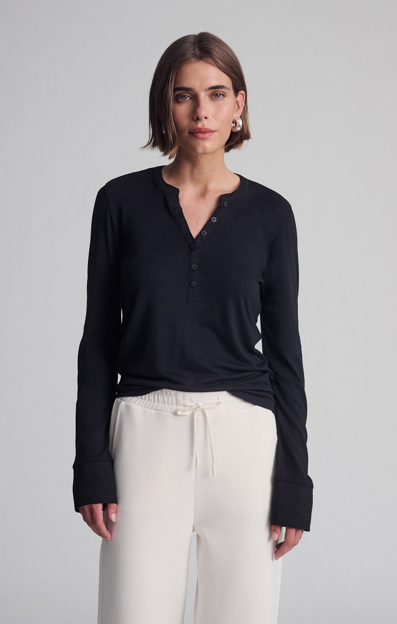 LONG SLEEVE HENLEY IN BLACK - Mavi Jeans