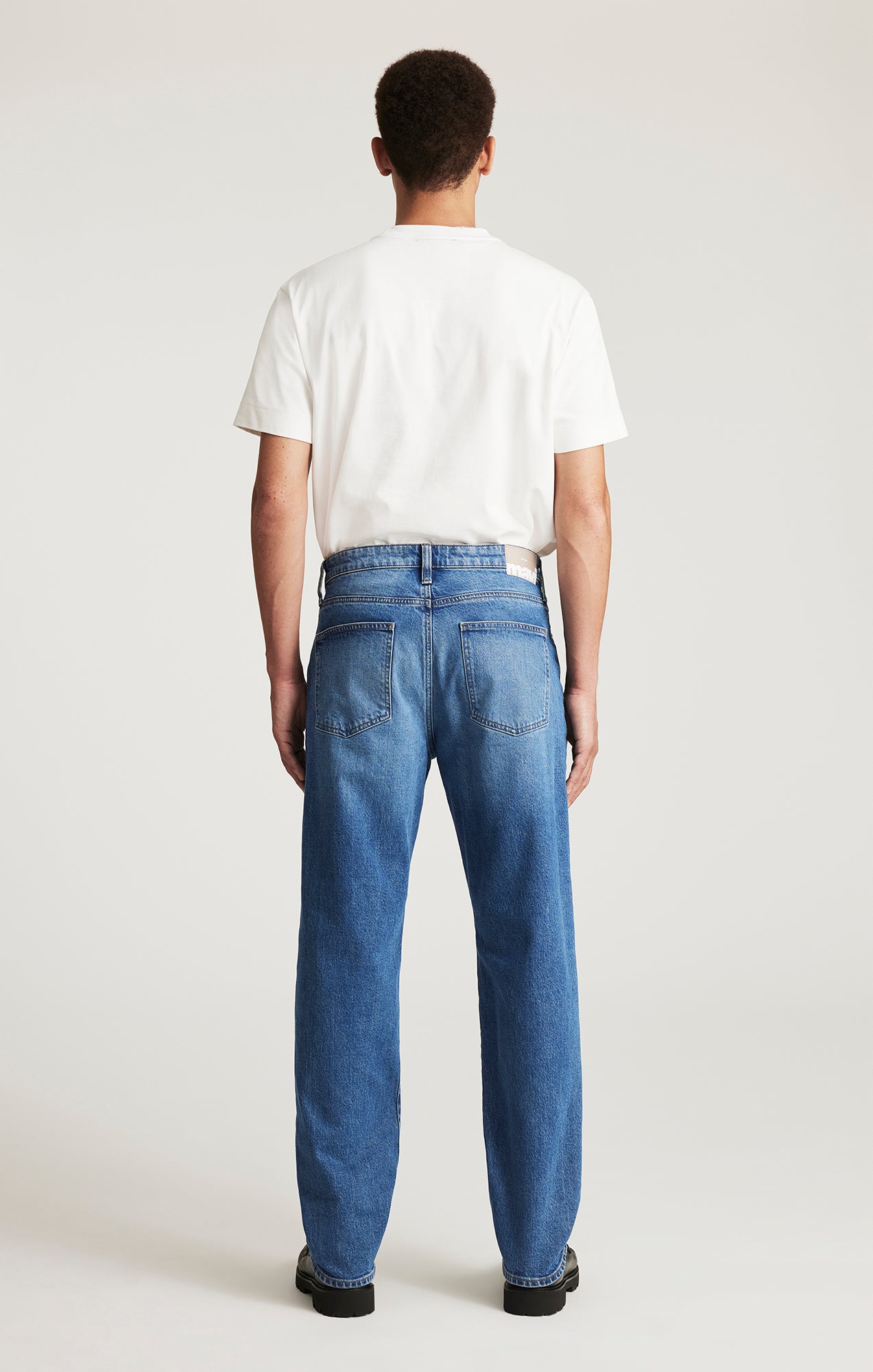MARCEL LOOSE STRAIGHT LEG IN MID BRUSHED CLASSIC BLUE - Mavi Jeans