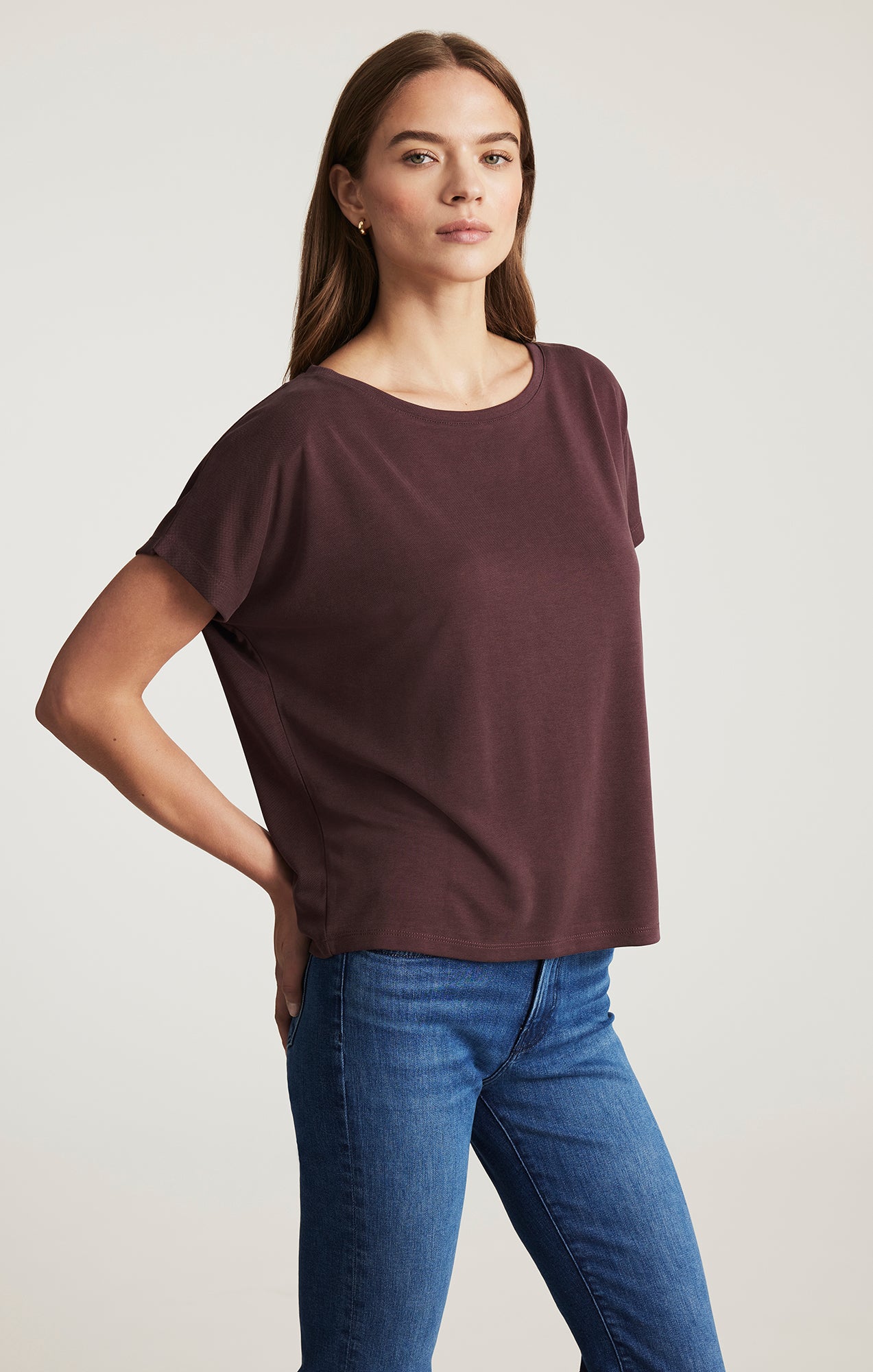 LUXE TOUCH TENCEL™ BOAT NECK T-SHIRT IN DECADENT CHOCOLATE - Mavi Jeans