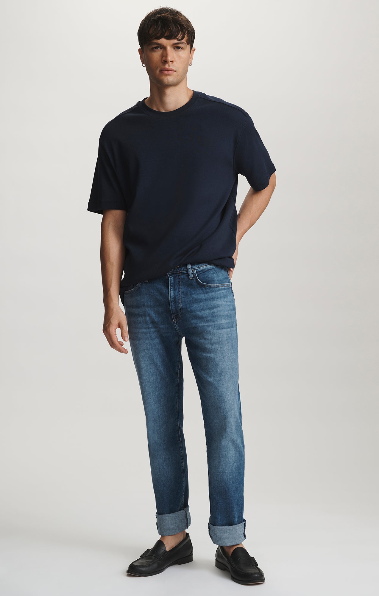 ESSENTIAL CREW NECK T-SHIRT IN BLACK IRIS - Mavi Jeans