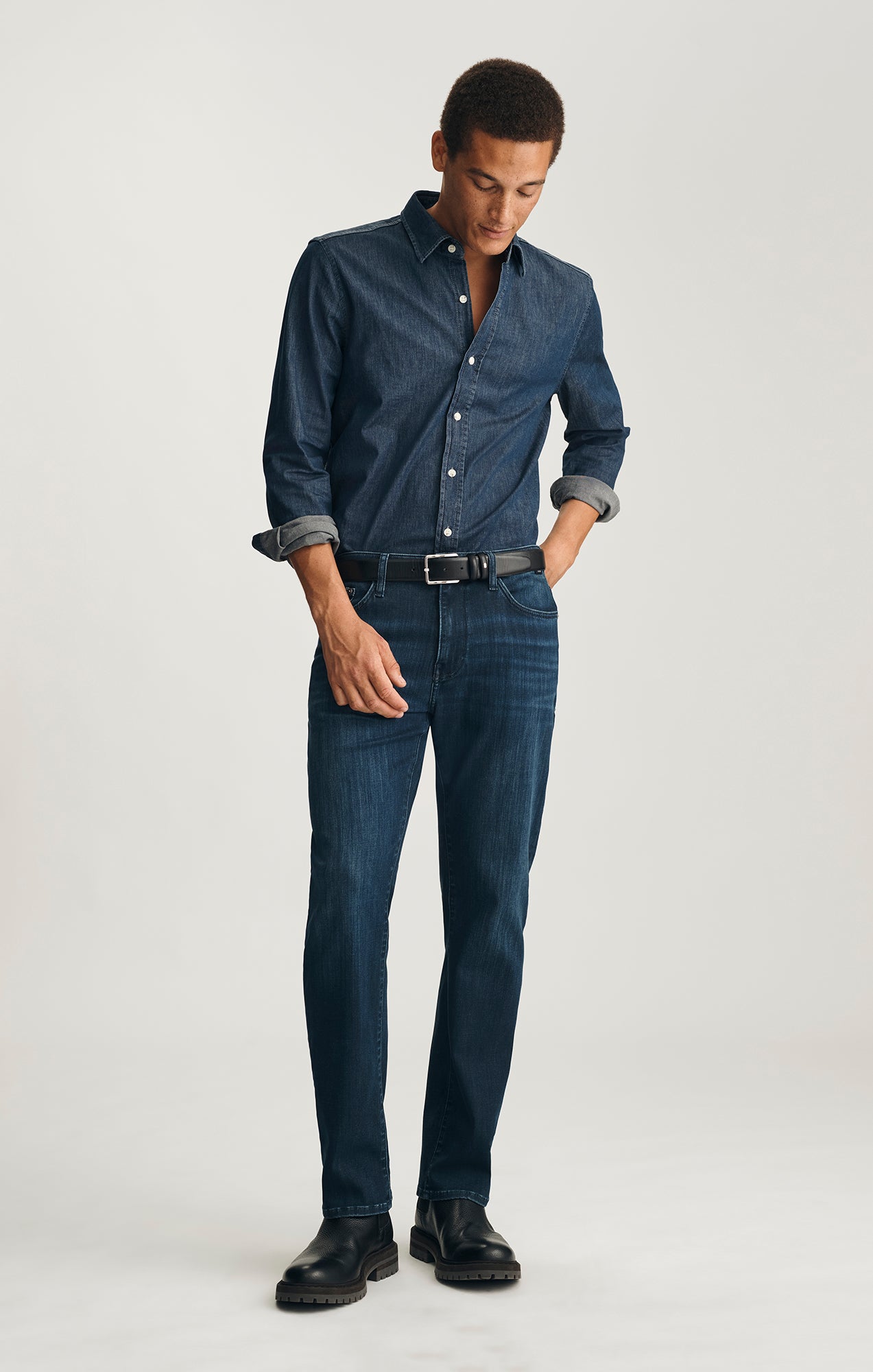 Mavi Men's Zach Straight Leg In Deep Supermove – Mavi Jeans