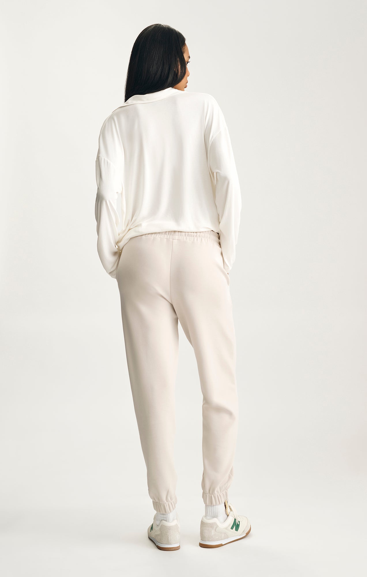 LUXE TOUCH TENCEL™ SWEATPANTS IN PUMICE STONE - Mavi Jeans