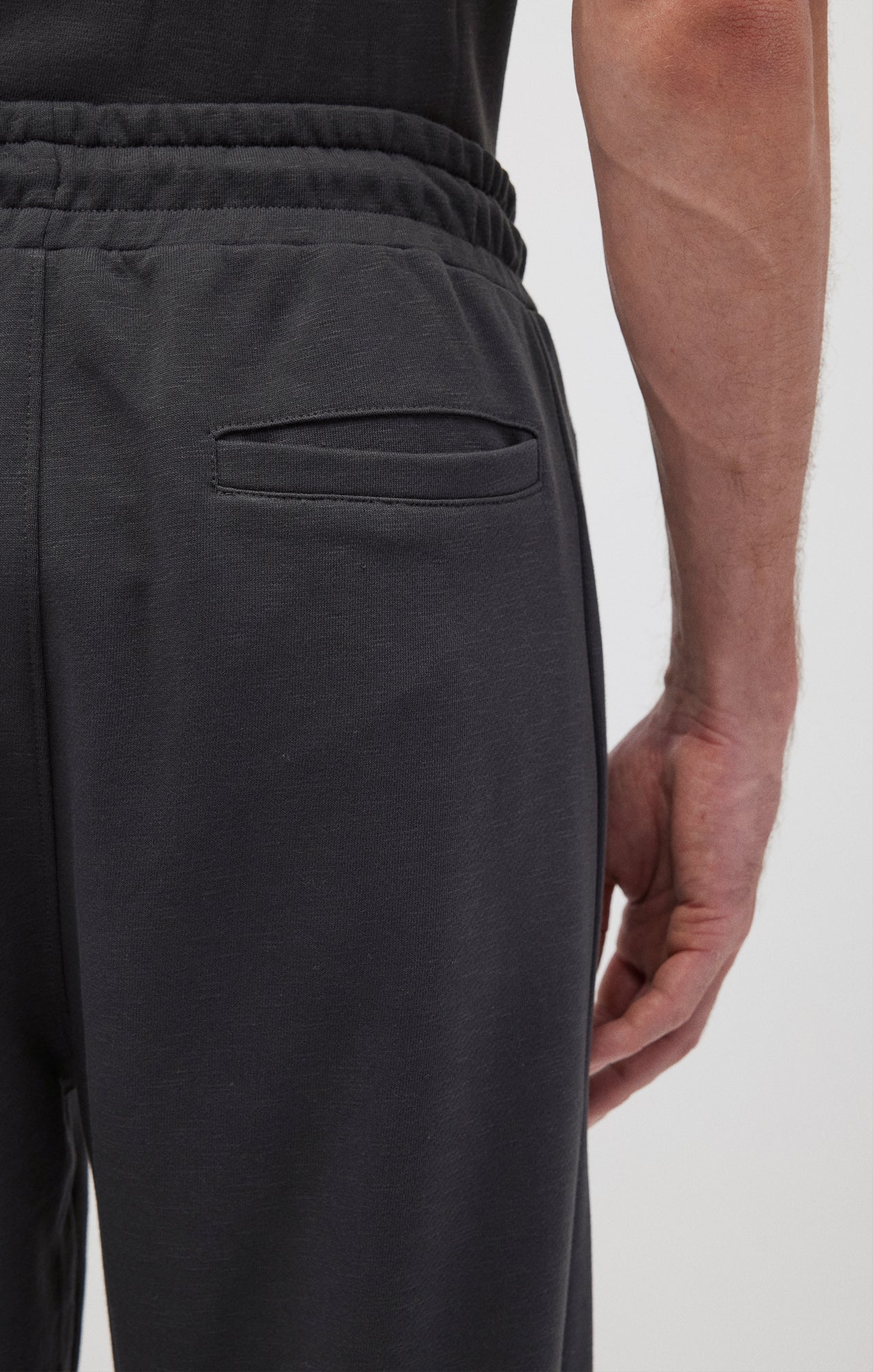 SWEATPANTS IN PIRATE BLACK - Mavi Jeans