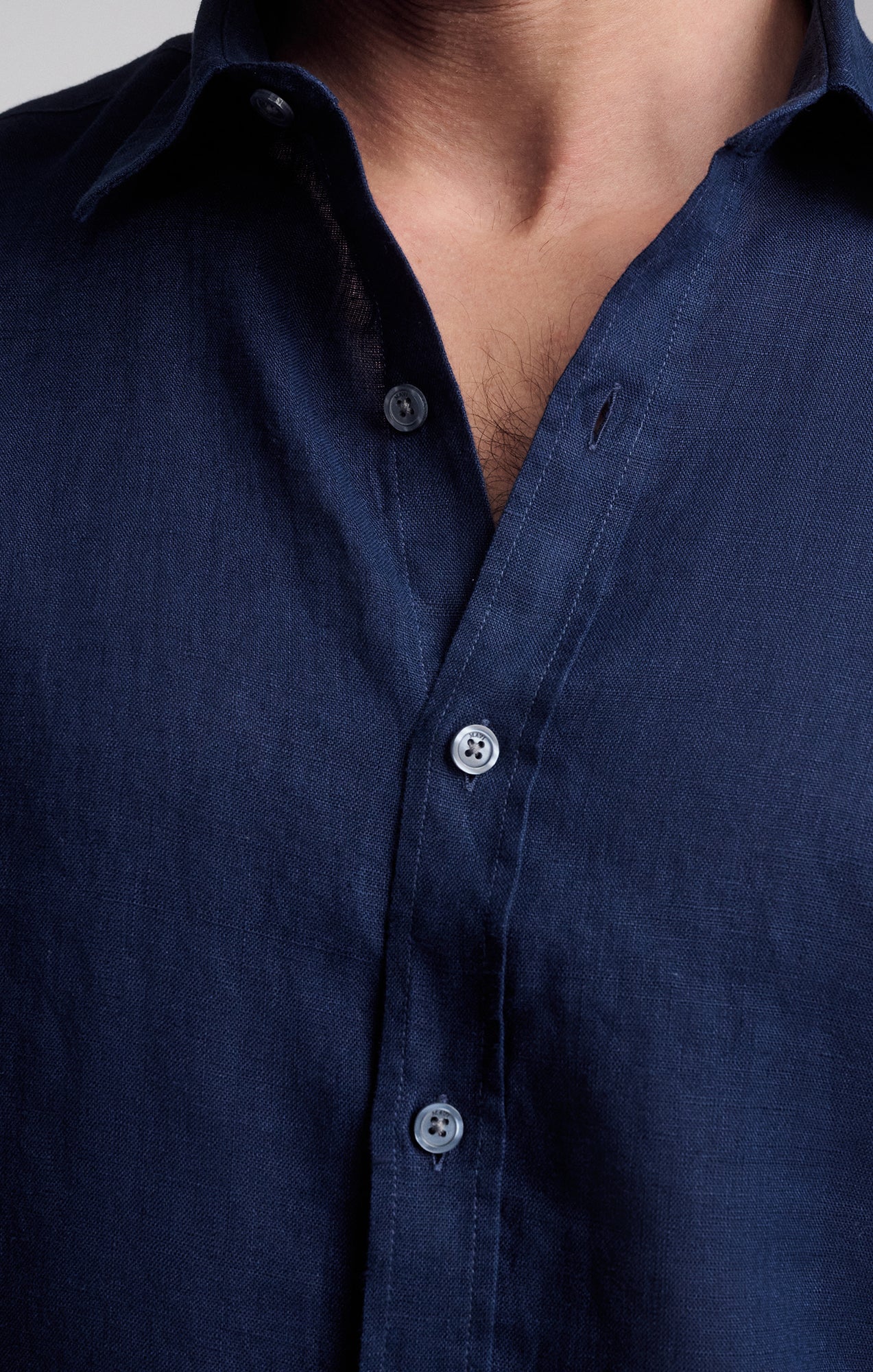 LINEN LONG SLEEVE BUTTON-UP SHIRT IN BLACK IRIS - Mavi Jeans