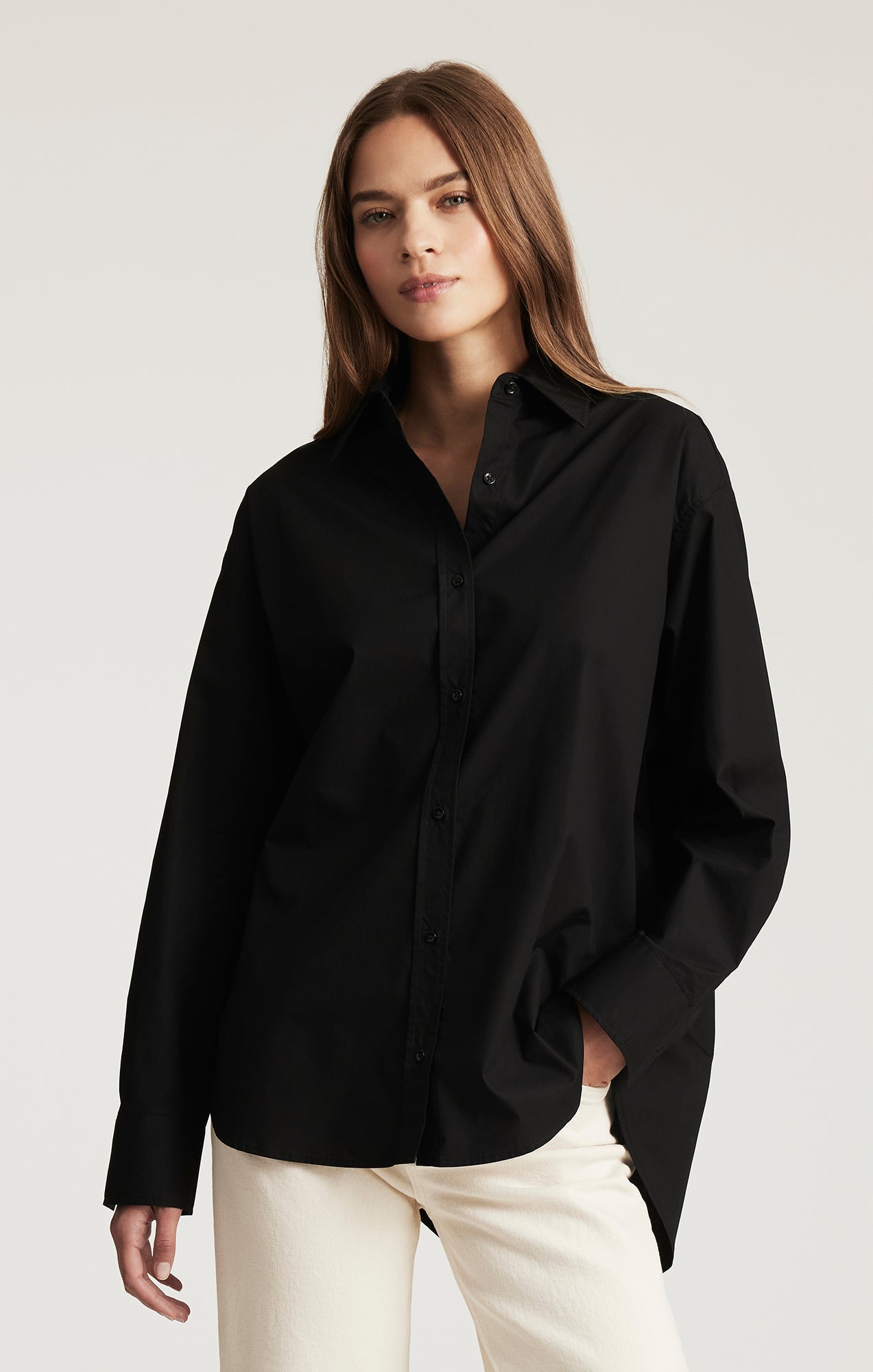 LONG SLEEVE BUTTON-UP SHIRT IN BLACK