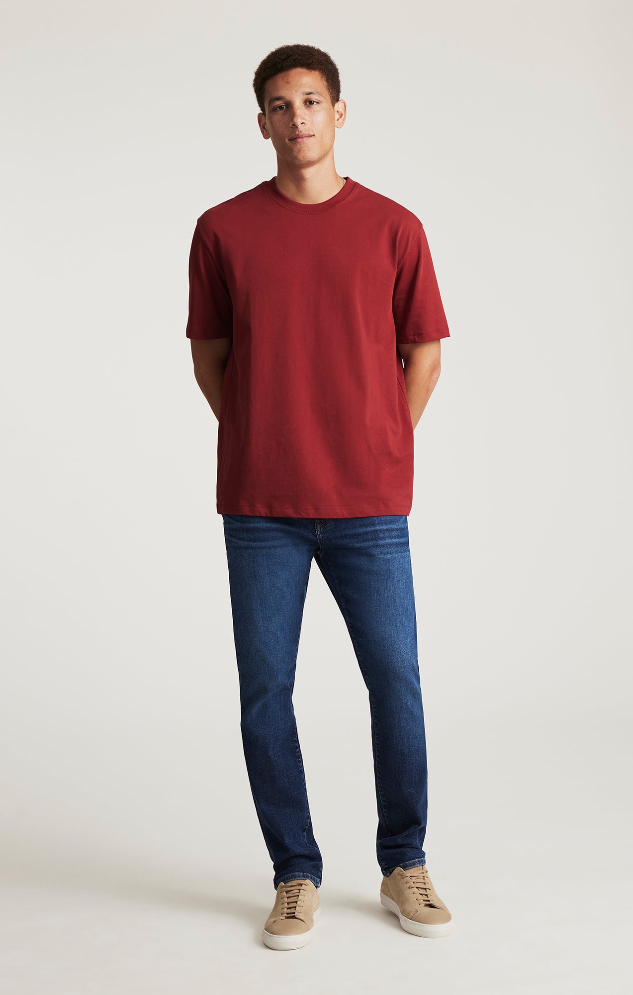 BASIC SHORT SLEEVE T-SHIRT IN WINERY - Mavi Jeans