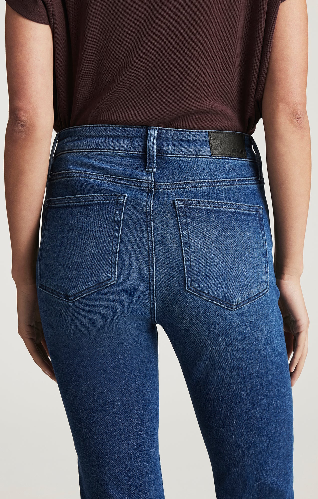 ANIKA CROPPED FLARE IN DARK BRUSHED FLEX BLUE - Mavi Jeans