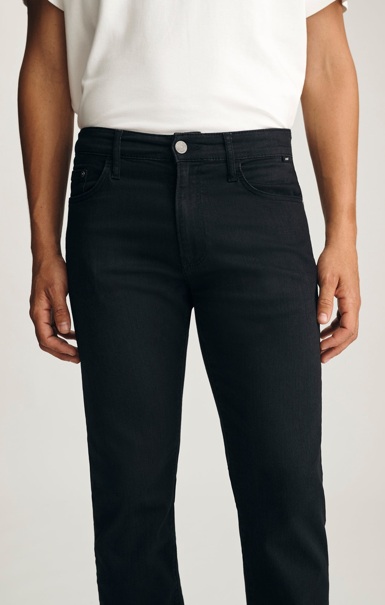 ZACH STRAIGHT LEG IN DARK SMOKE SUPERMOVE - Mavi Jeans