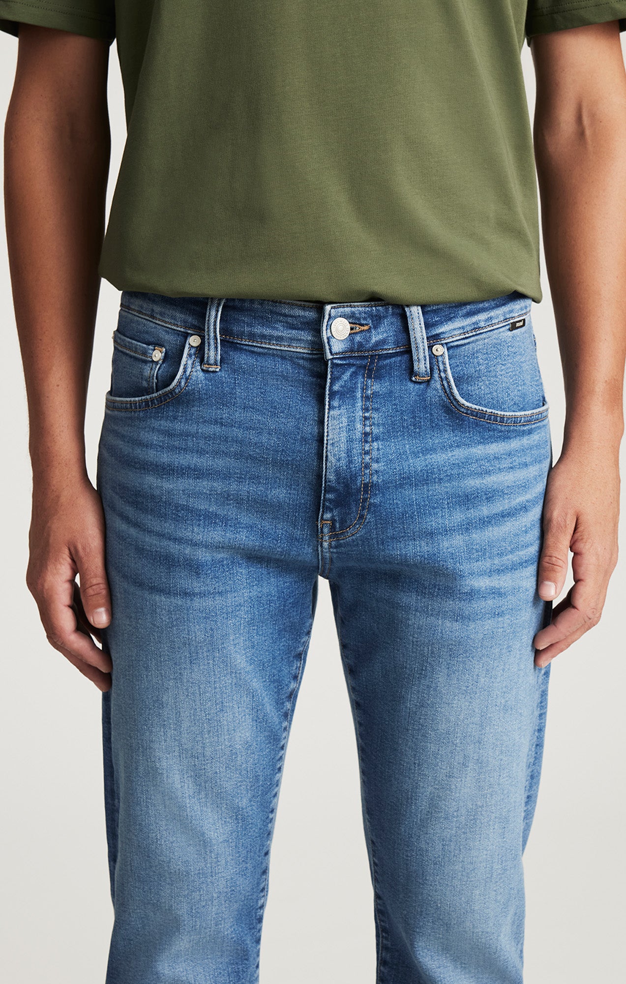 ZACH STRAIGHT LEG IN LIGHT BRUSHED CLASSIC VINTAGE - Mavi Jeans