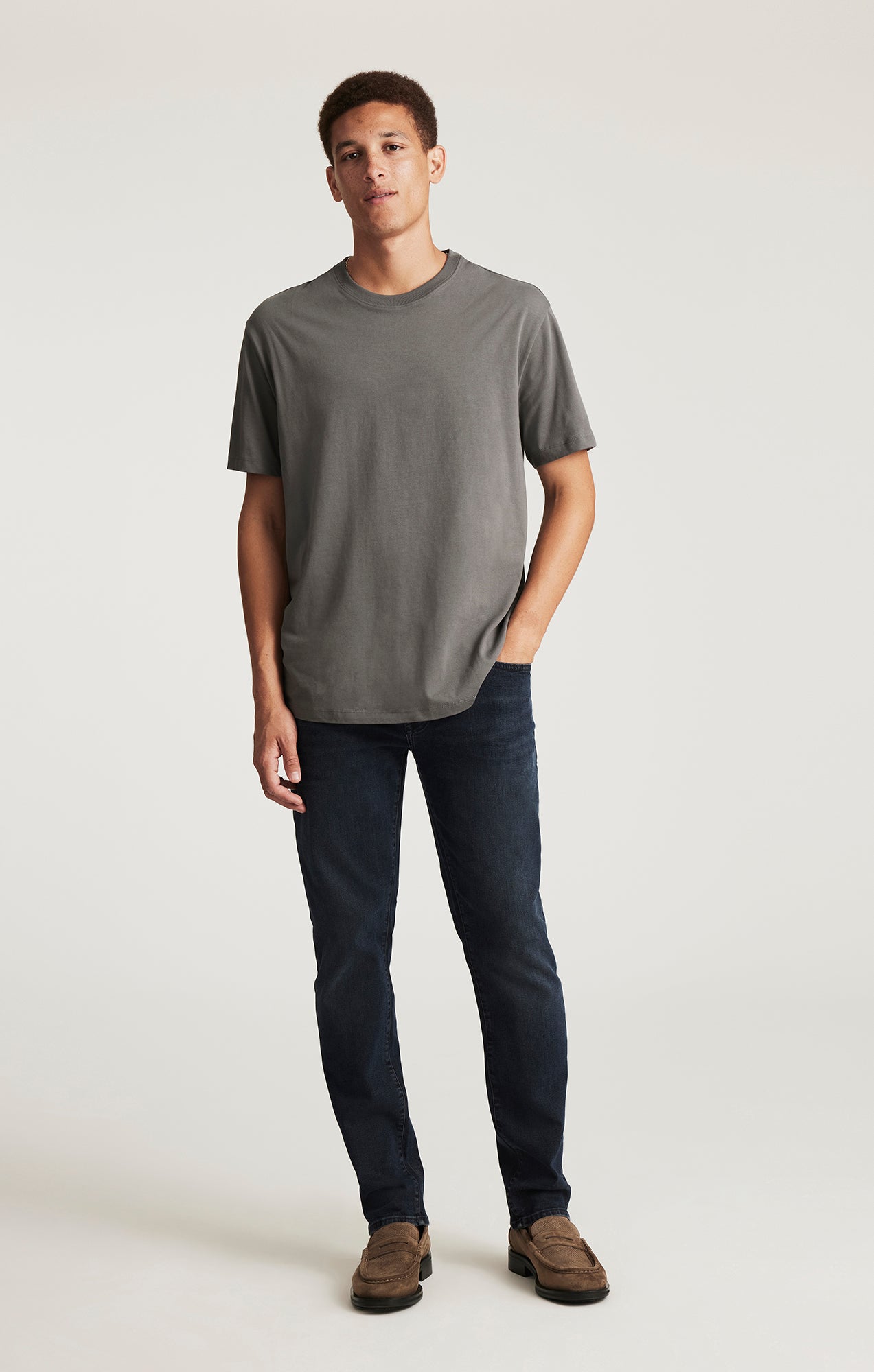 BASIC SHORT SLEEVE T-SHIRT IN LAVE SMOKE COMFORT - Mavi Jeans