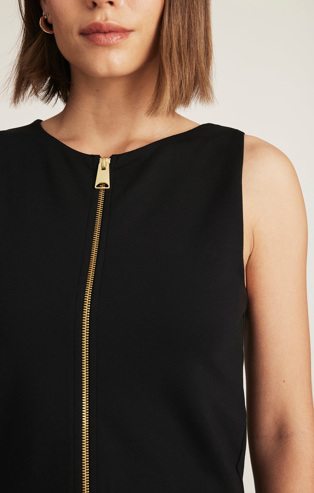 EDITION FULL ZIP CROP TOP IN BLACK - Mavi Jeans