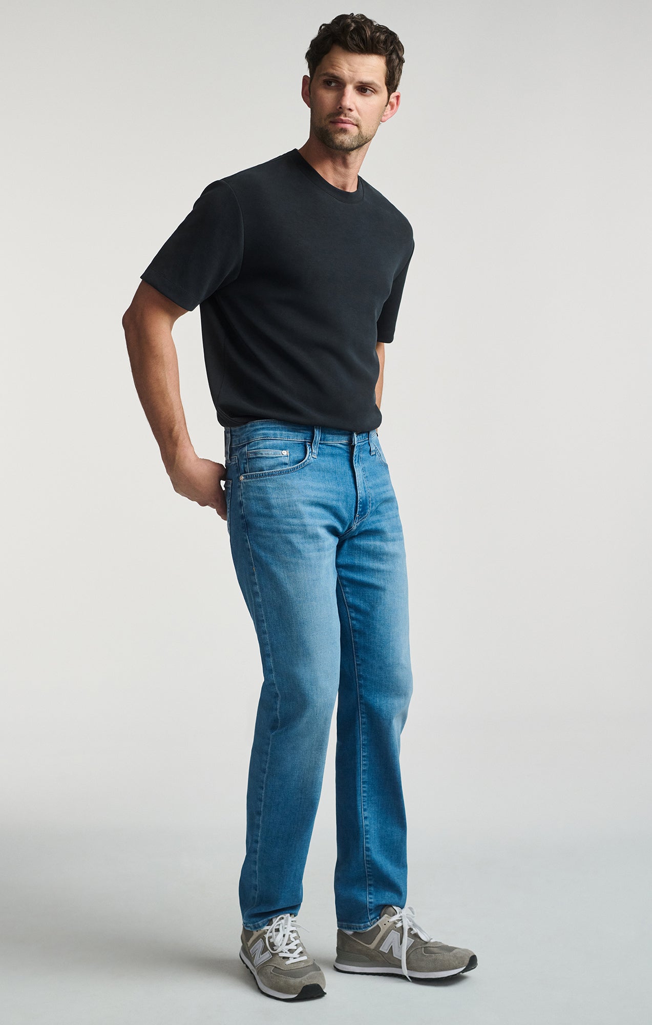 ZACH STRAIGHT LEG IN MID BRUSHED FEATHER BLUE - Mavi Jeans