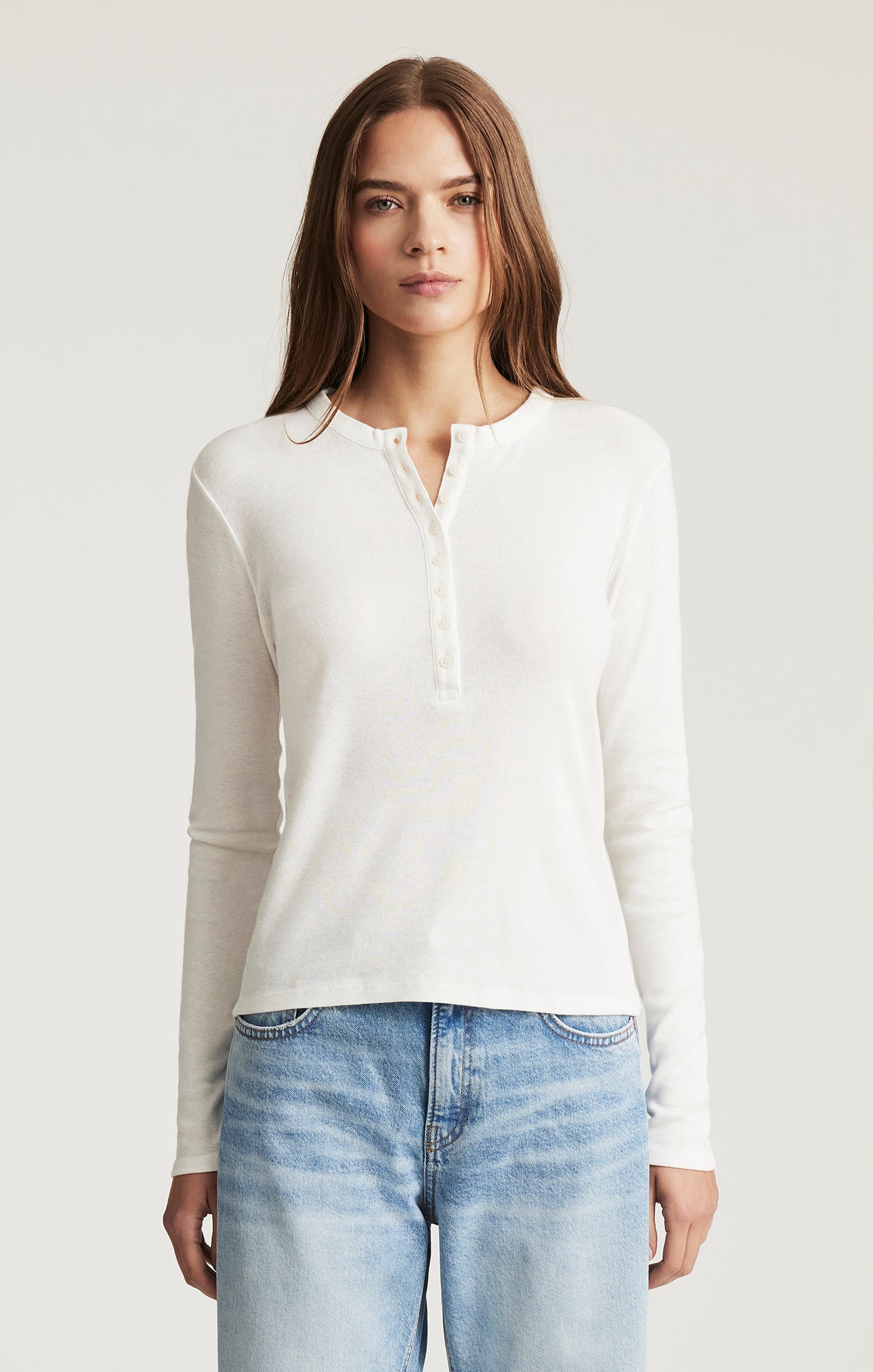 HENLEY LONG SLEEVE T-SHIRT IN ANTIQUE WHITE