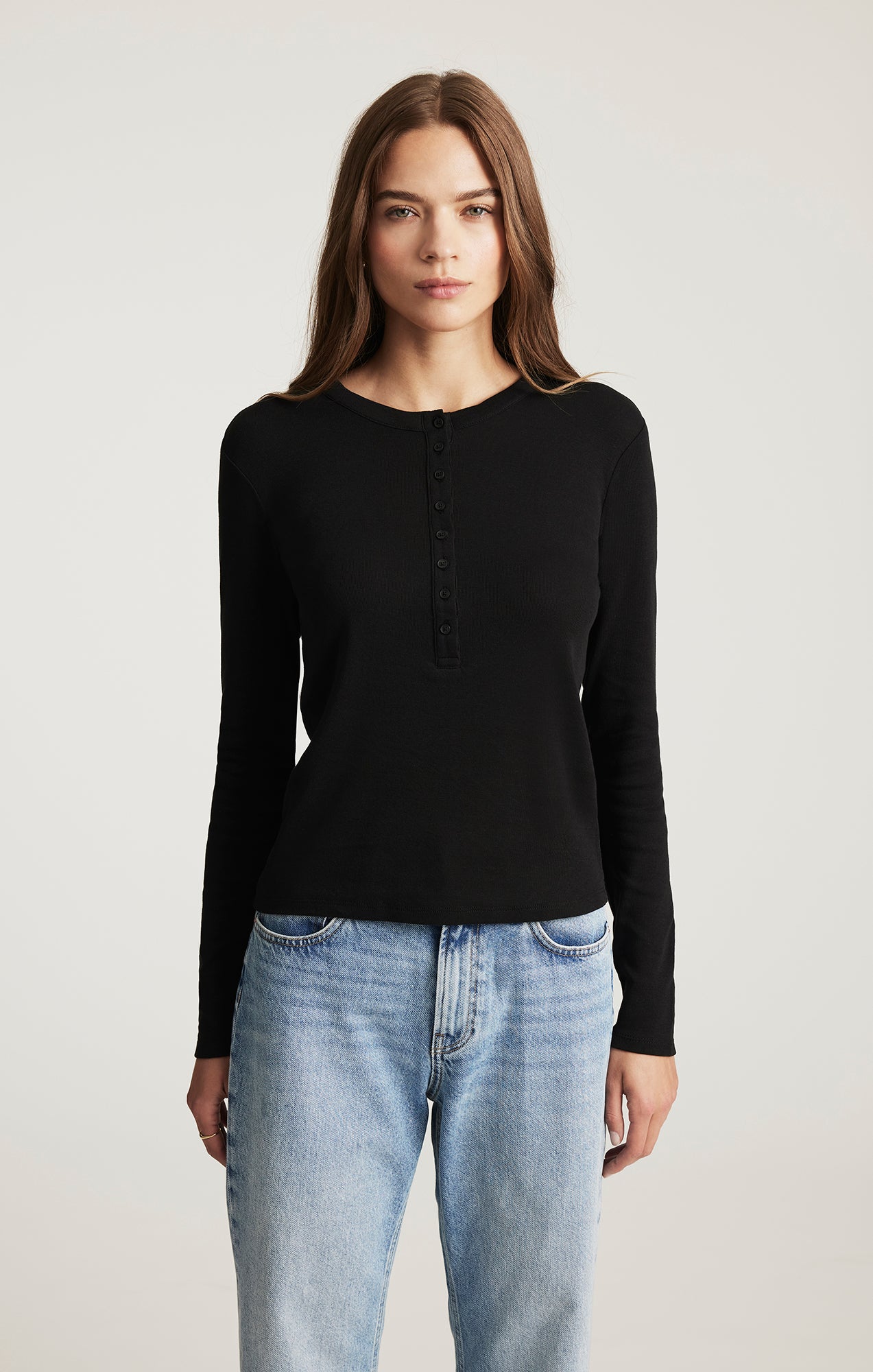 HENLEY LONG SLEEVE T-SHIRT IN BLACK