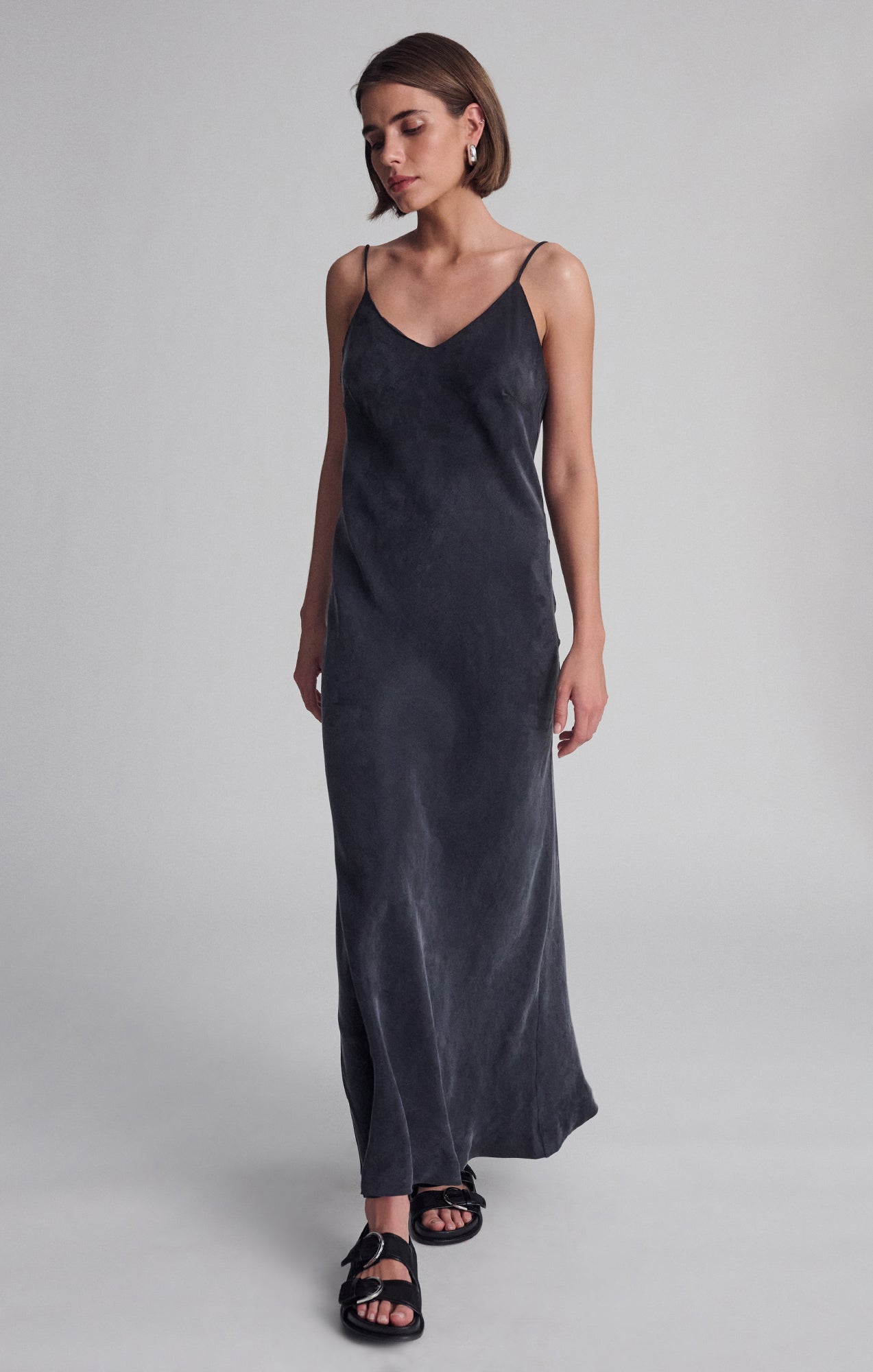 Standards & Practices Women's V-Neck Indigo Tencel Denim Maxi Dress - Slip Dress With Front Slit, Size S