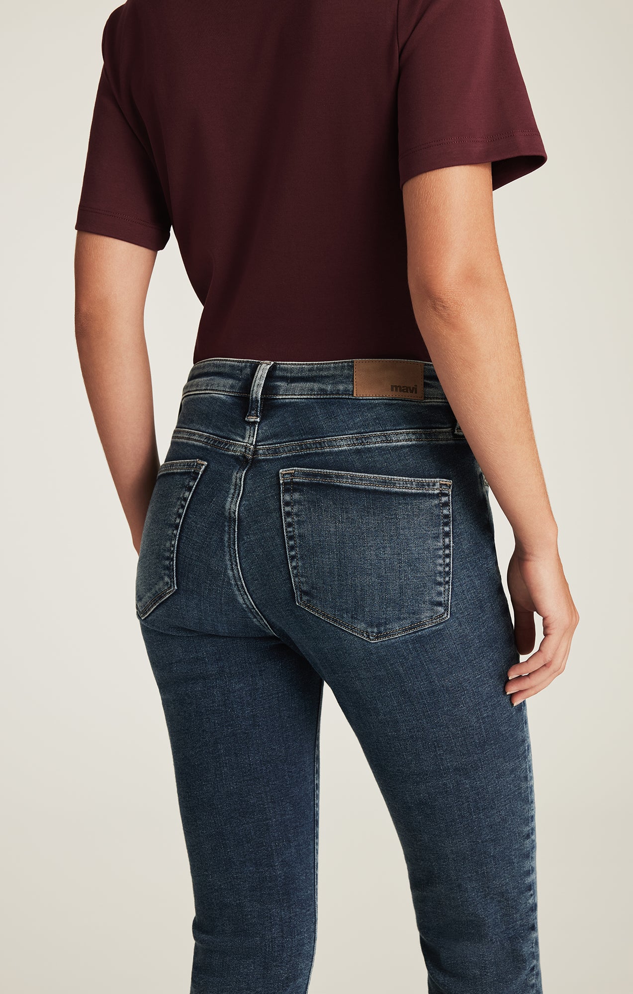 KATHLEEN SLIM BOYFRIEND IN USED BRUSHED FEATHER BLUE