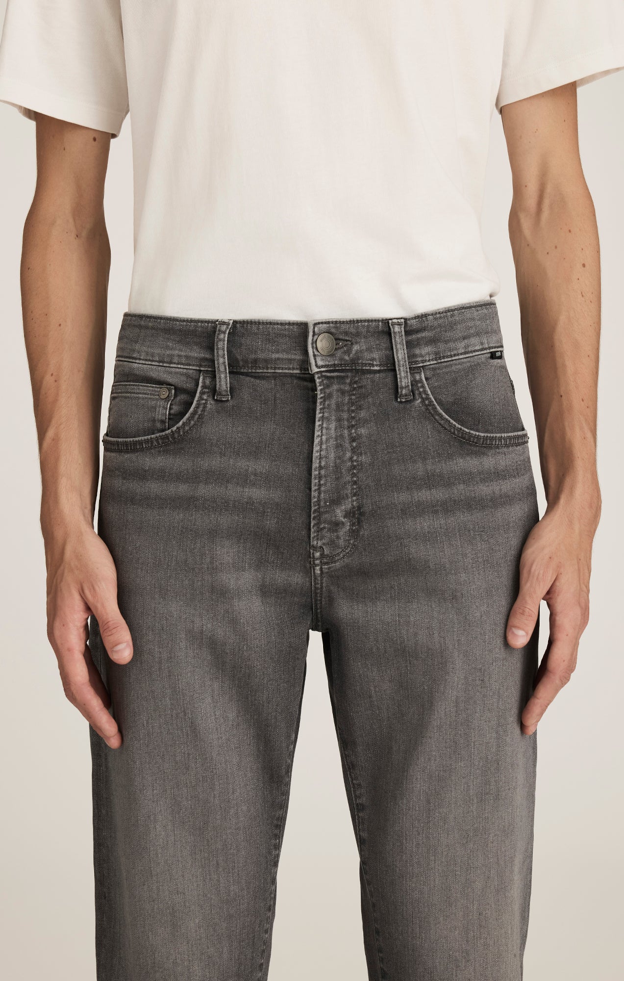 ZACH STRAIGHT LEG IN MID SMOKE SUPERMOVE - Mavi Jeans