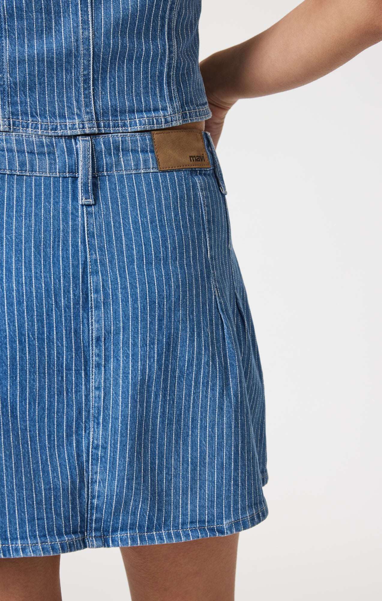 SUMMER DENIM SKIRT IN BLUE STRIPE DENIM - Mavi Jeans