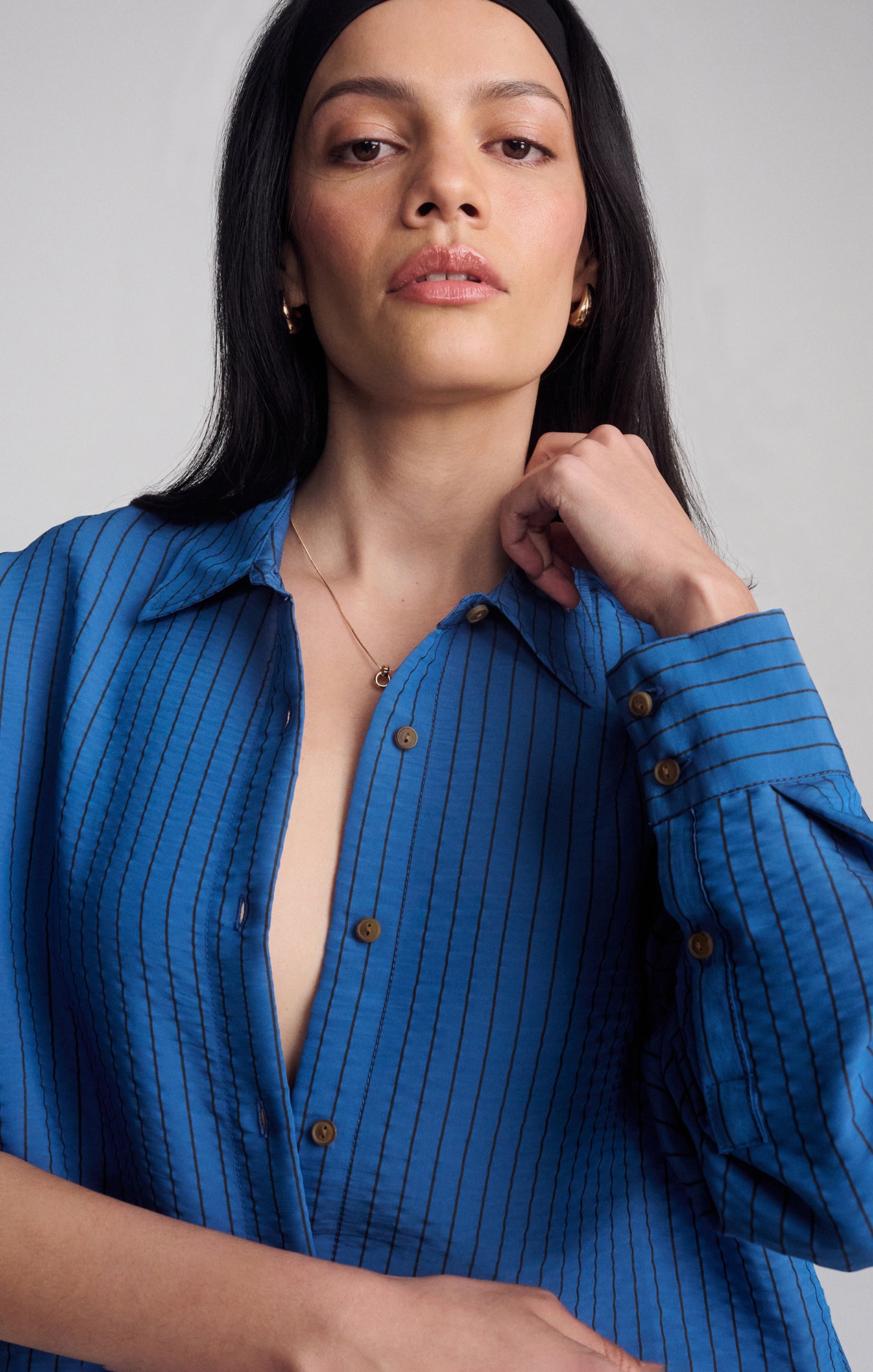 LUXE TOUCH TENCEL™ BUTTON-UP STRIPED SHIRT IN HIGH TIDE STRIPE - Mavi Jeans