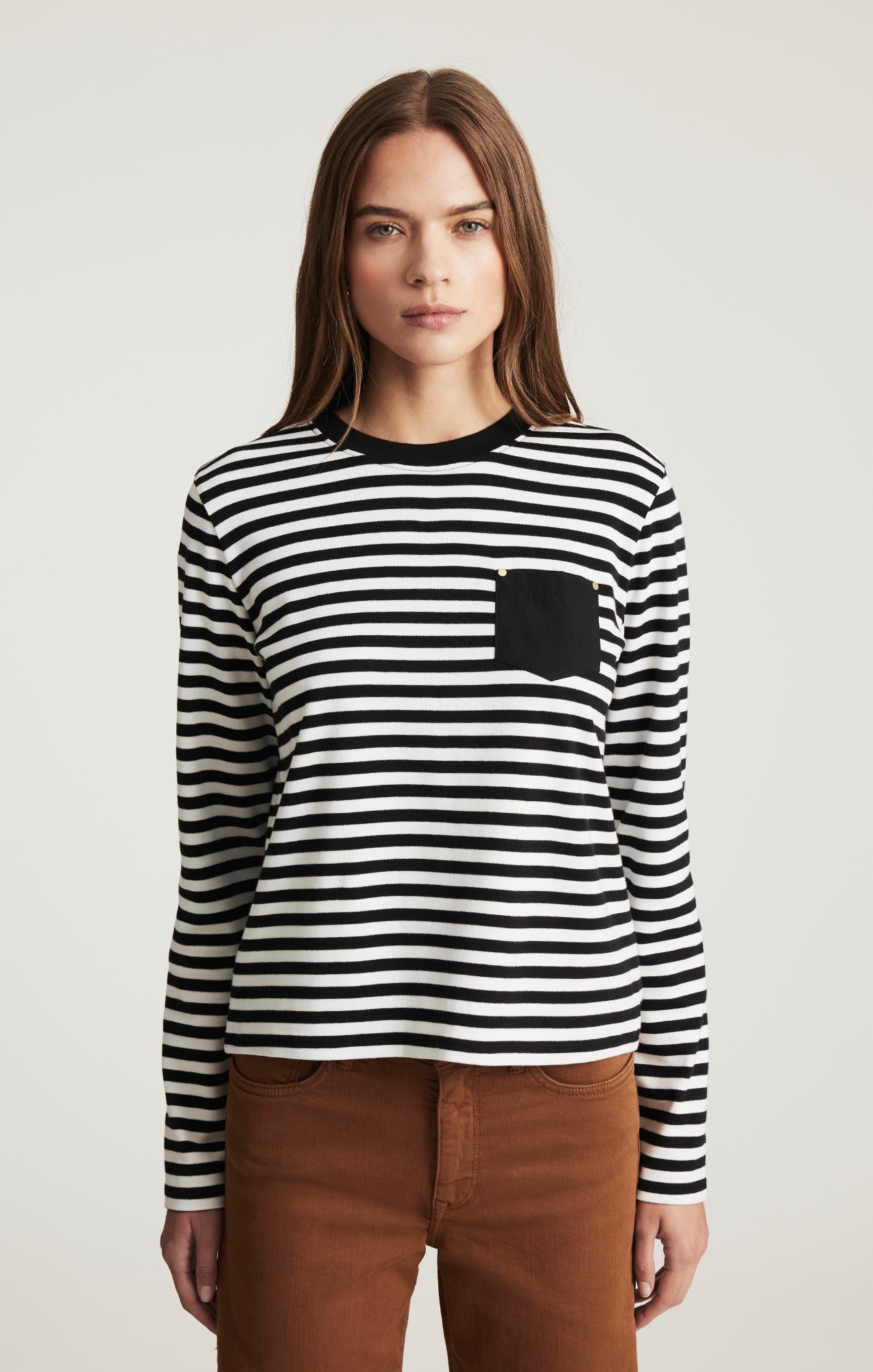 ONE POCKET LONG SLEEVE T-SHIRT IN BLACK WHITE STRIPE