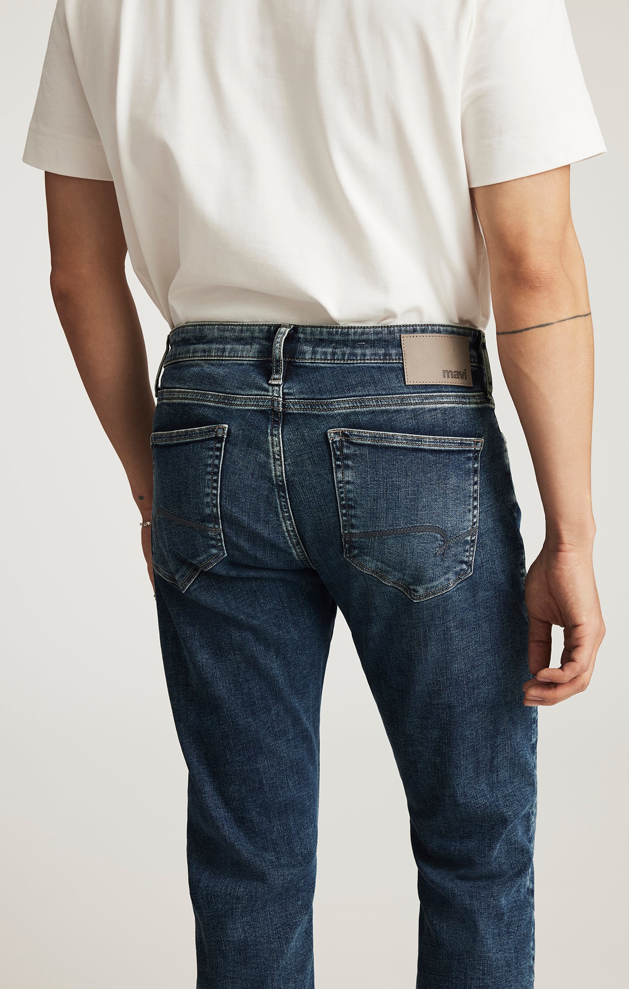 JAKE SLIM LEG IN USED BRUSHED FEATHER BLUE - Mavi Jeans