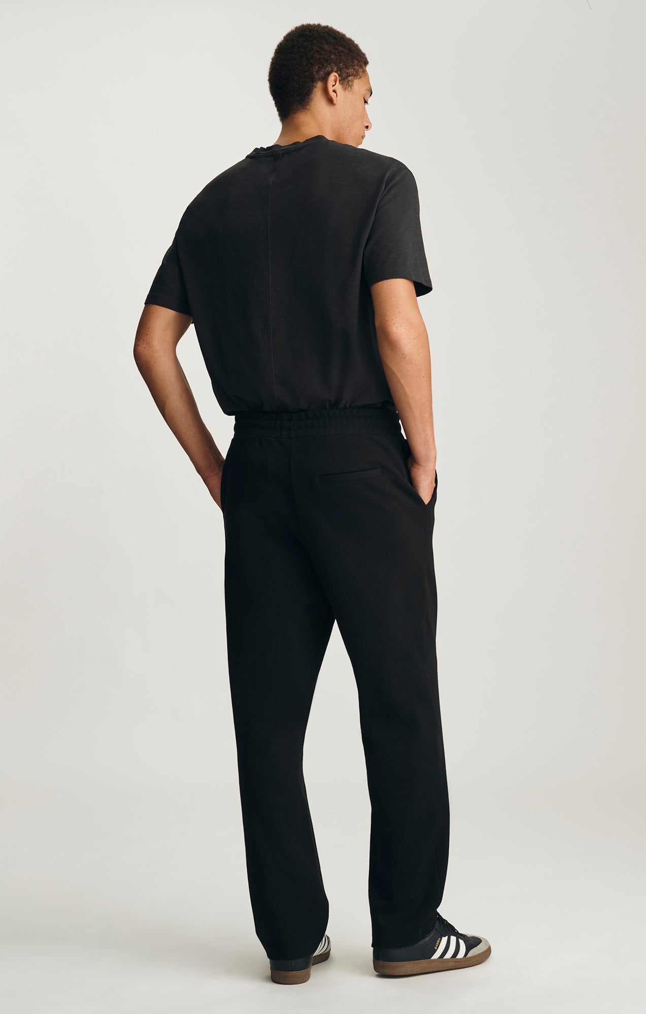 SWEATPANTS IN BLACK