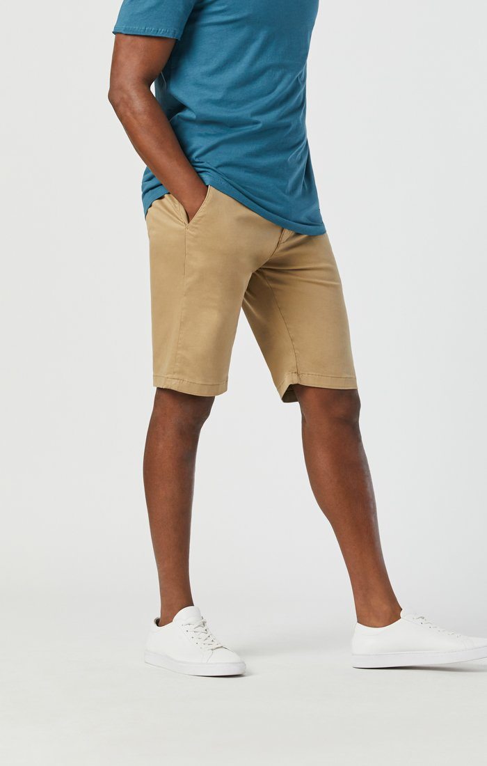 JACOB SHORTS IN BRITISH KHAKI TWILL - Mavi Jeans