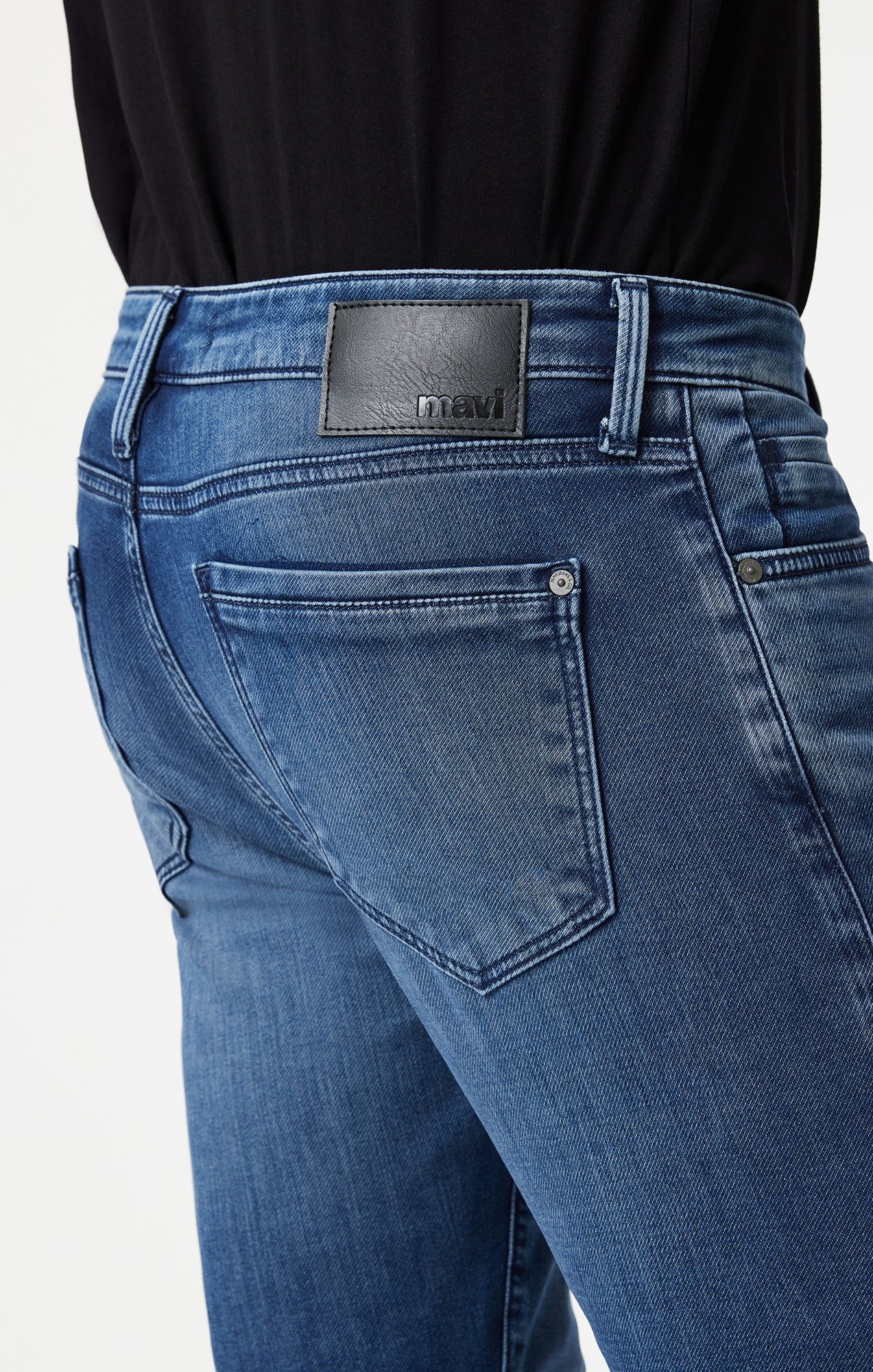 ZACH STRAIGHT LEG IN MID TONAL ATHLETIC - Mavi Jeans