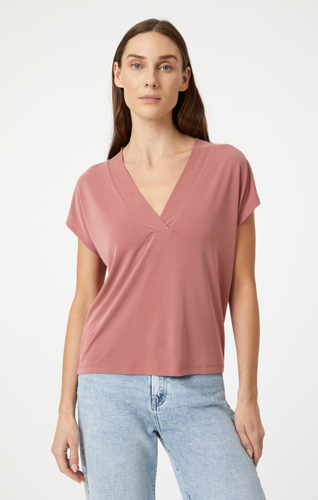 LUXE TOUCH TENCEL™ V-NECK SHIRT IN CANYON ROSE - Mavi Jeans