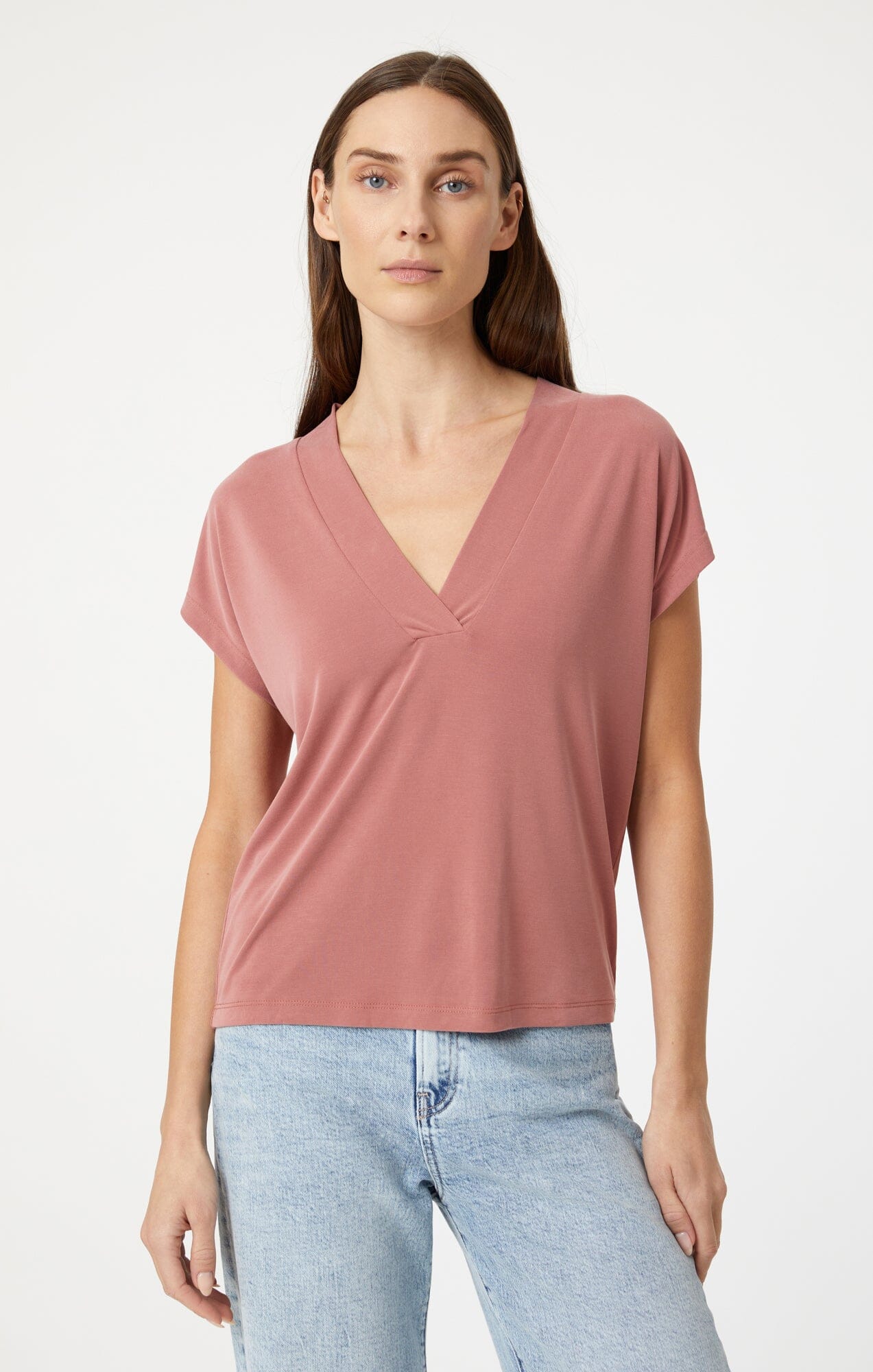 LUXE TOUCH TENCEL™ V-NECK SHIRT IN CANYON ROSE - Mavi Jeans
