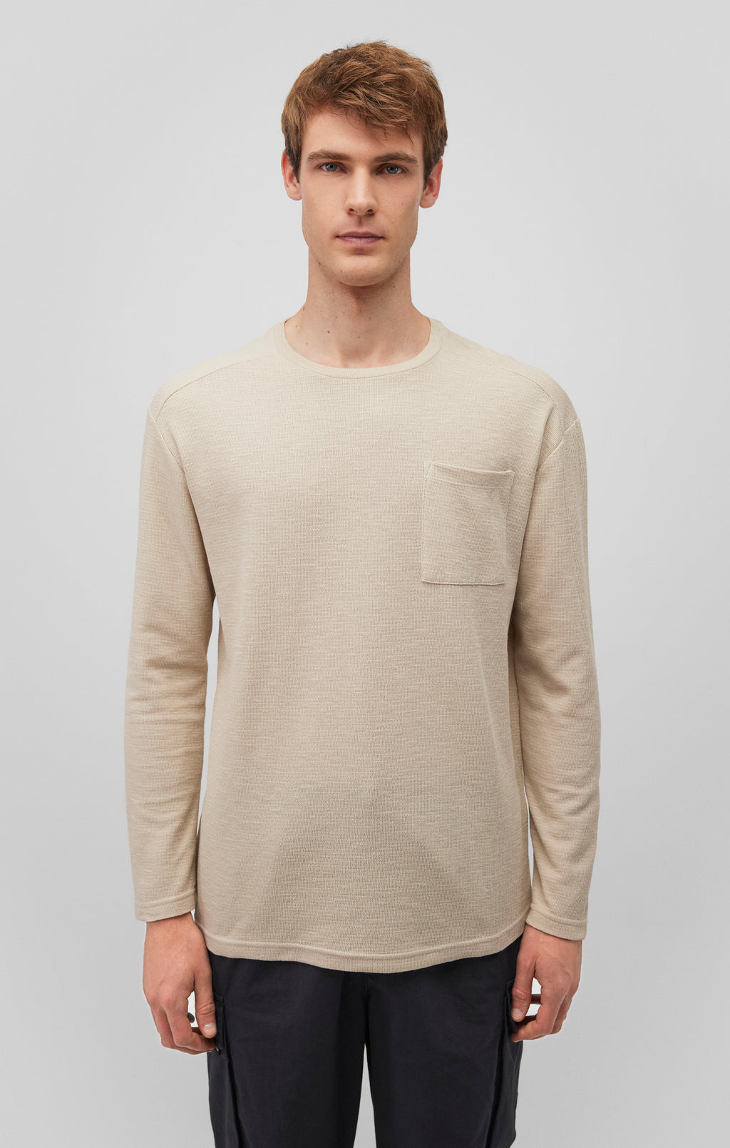 LONG SLEEVE POCKET T-SHIRT IN PELICAN - Mavi Jeans