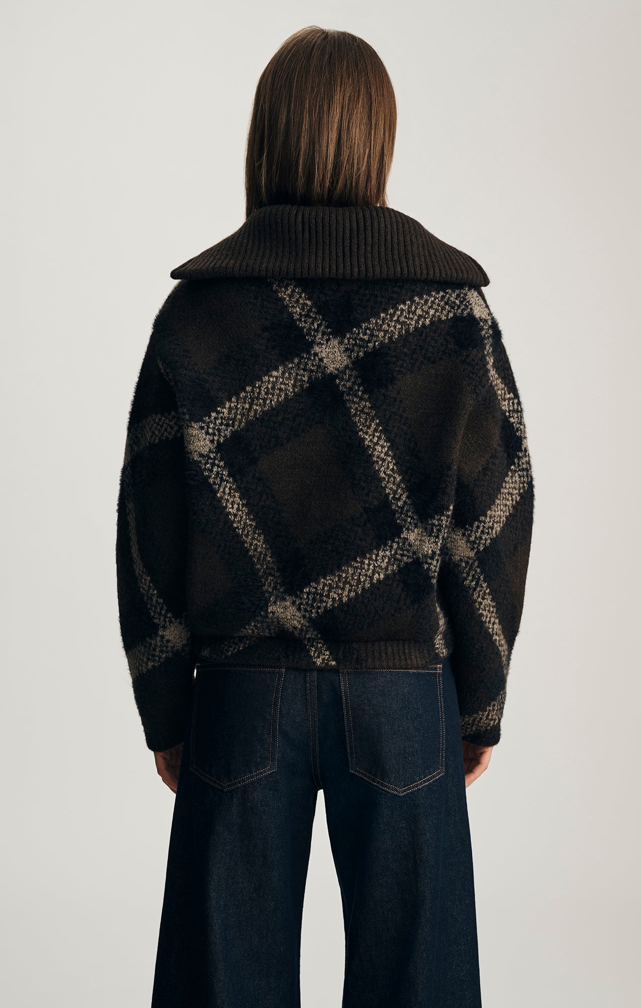 ZIP-UP CARDIGAN IN CHOCOLATE MARTINI