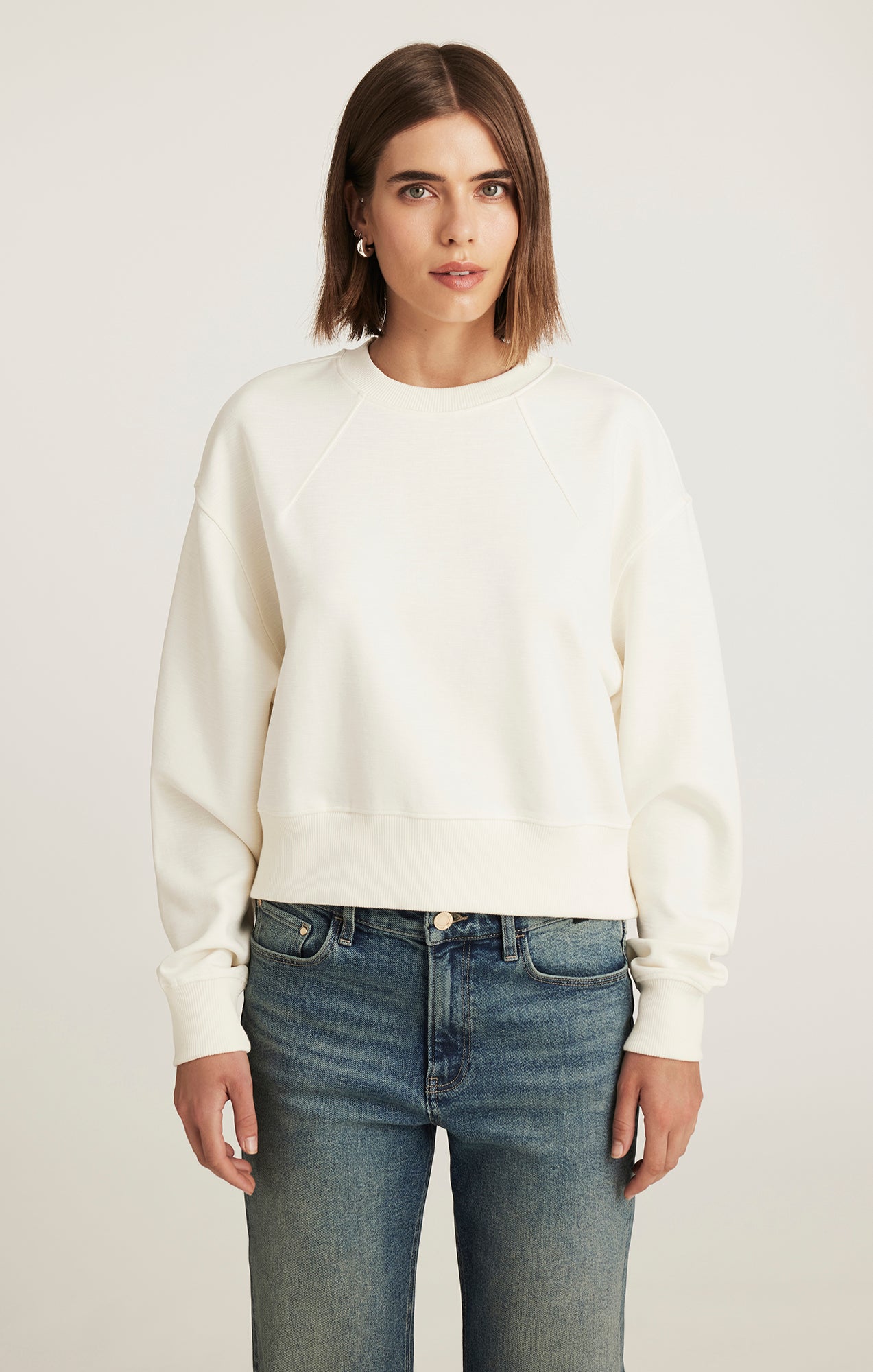 EDITION CREW NECK SWEATSHIRT IN MARSHMALLOW - Mavi Jeans