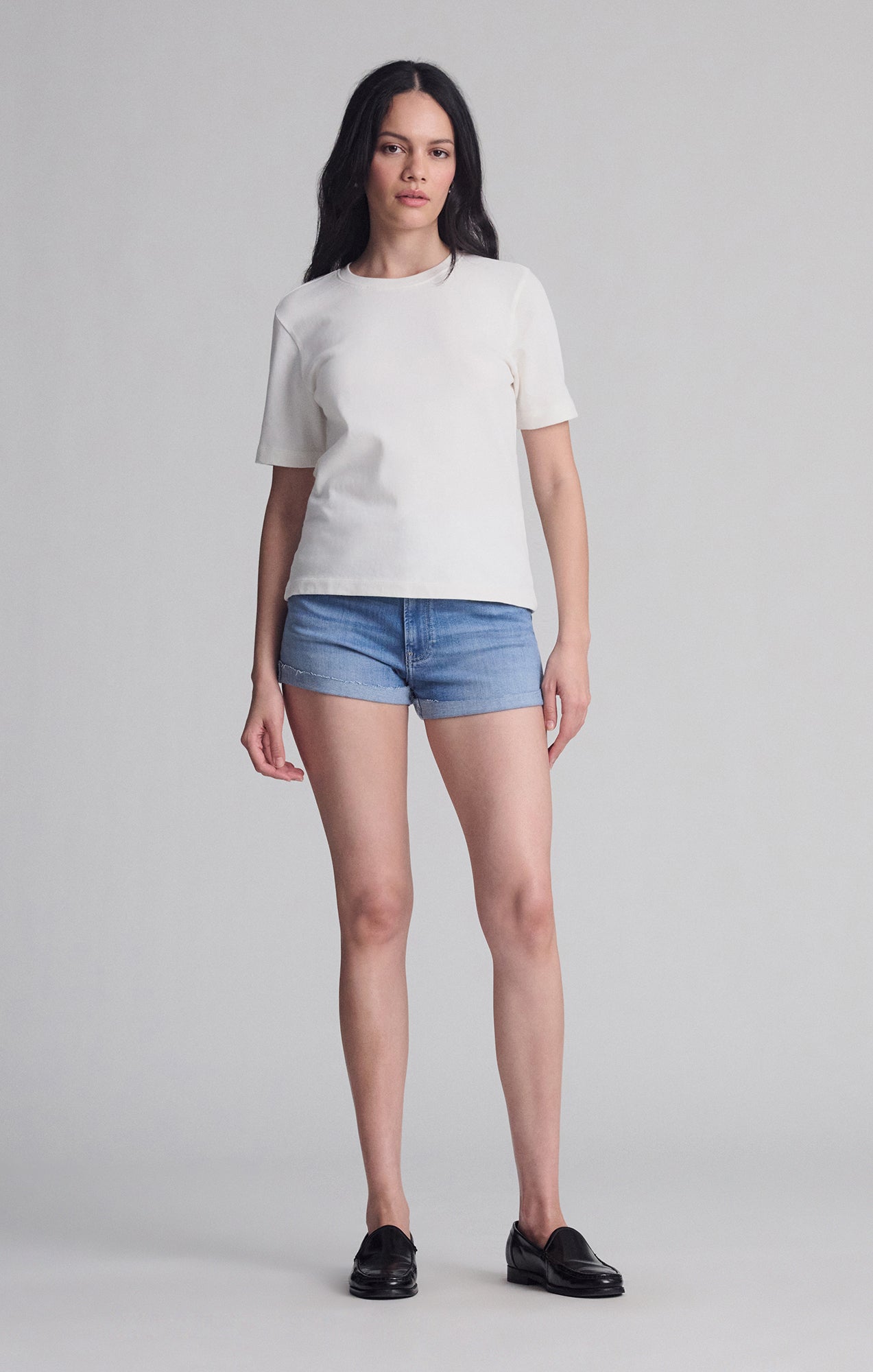 SHORT SLEEVE CREW NECK T-SHIRT IN COCONUT MILK - Mavi Jeans
