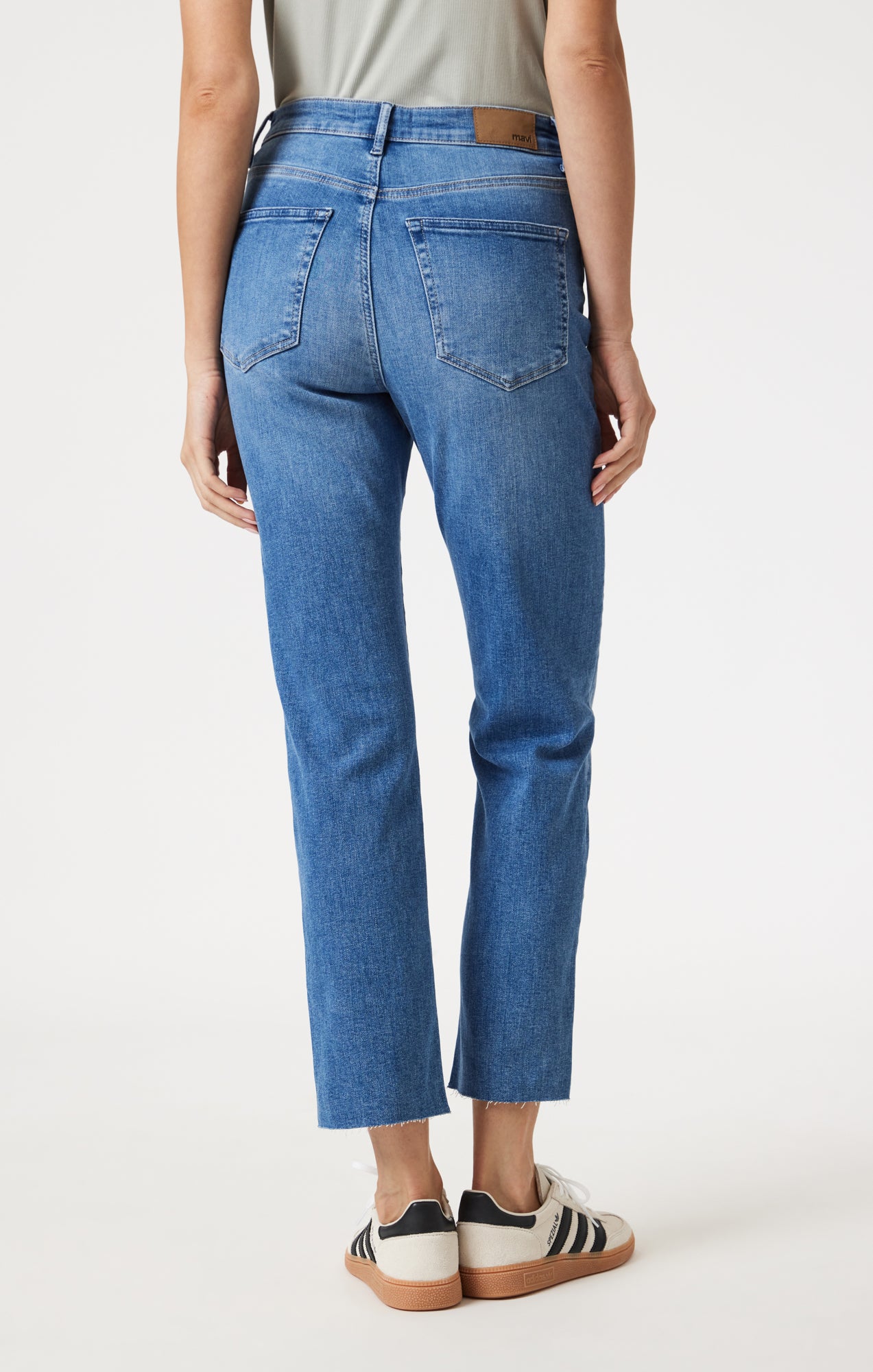 NEW YORK STRAIGHT LEG IN MID BLUE FLEX BLUE - Mavi Jeans