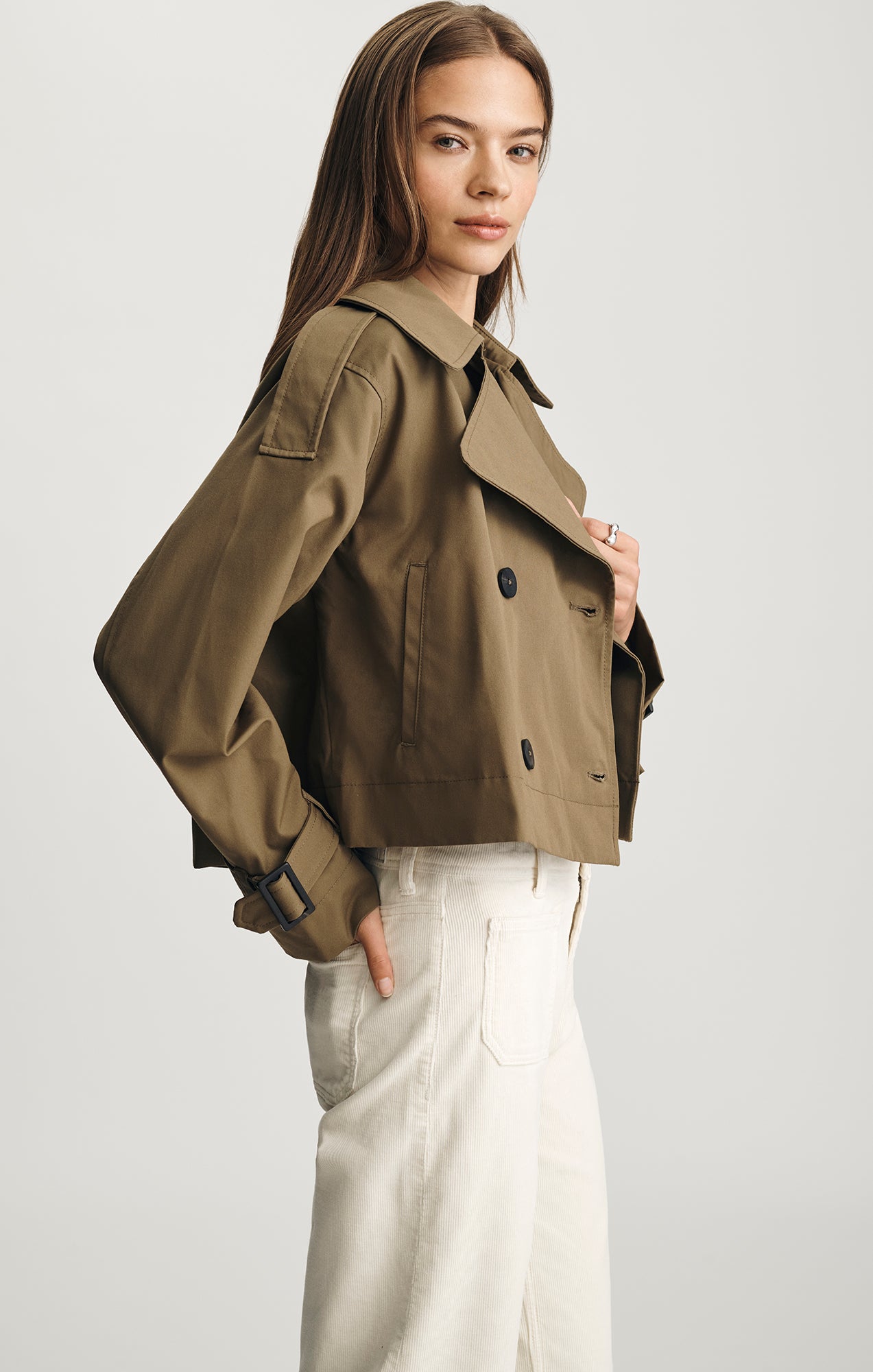 CROPPED TRENCH COAT IN MILITARY OLIVE - Mavi Jeans